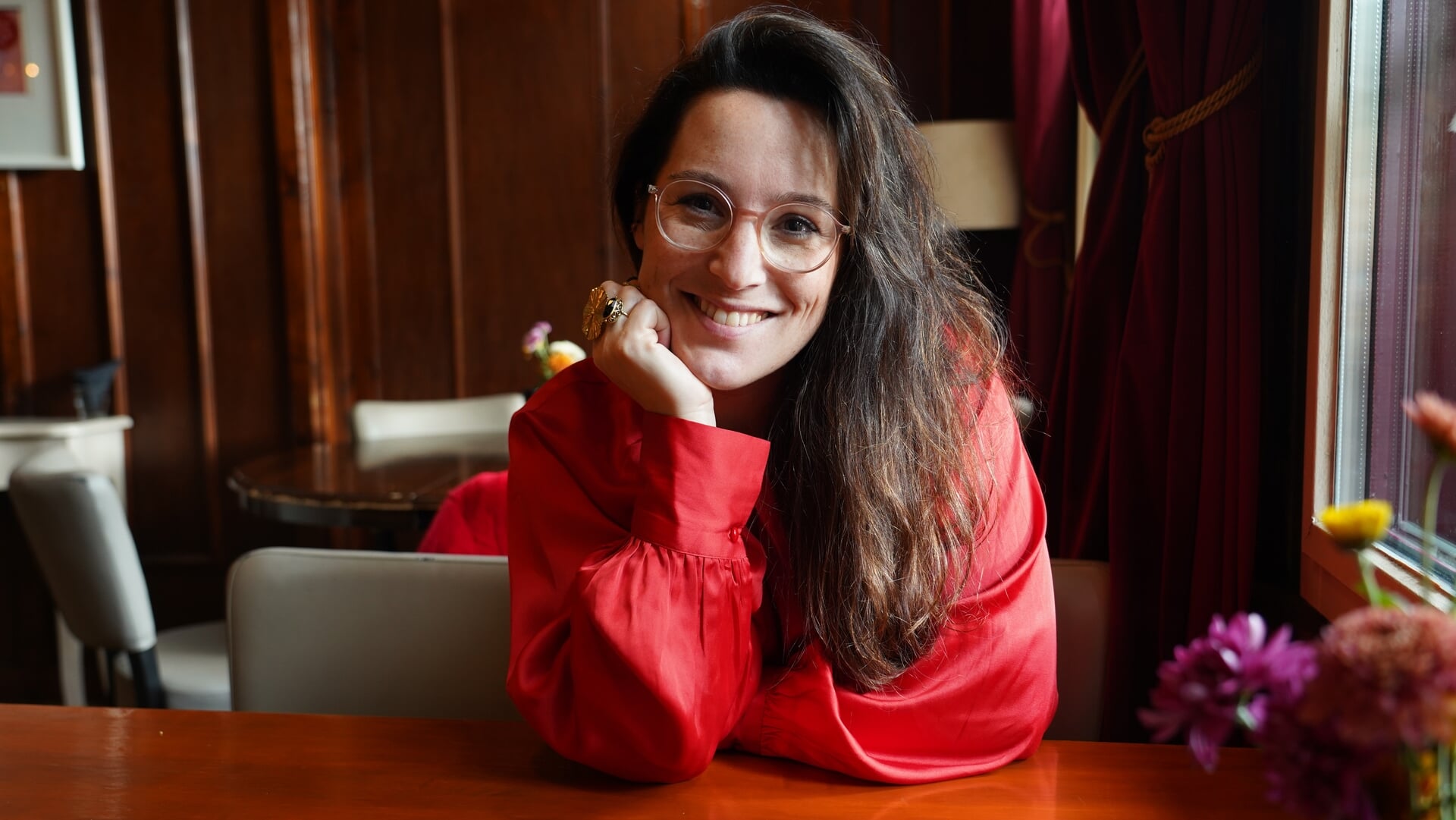 Ine Duijnkerke: Poëzie Voorschoten wil mensen raken!