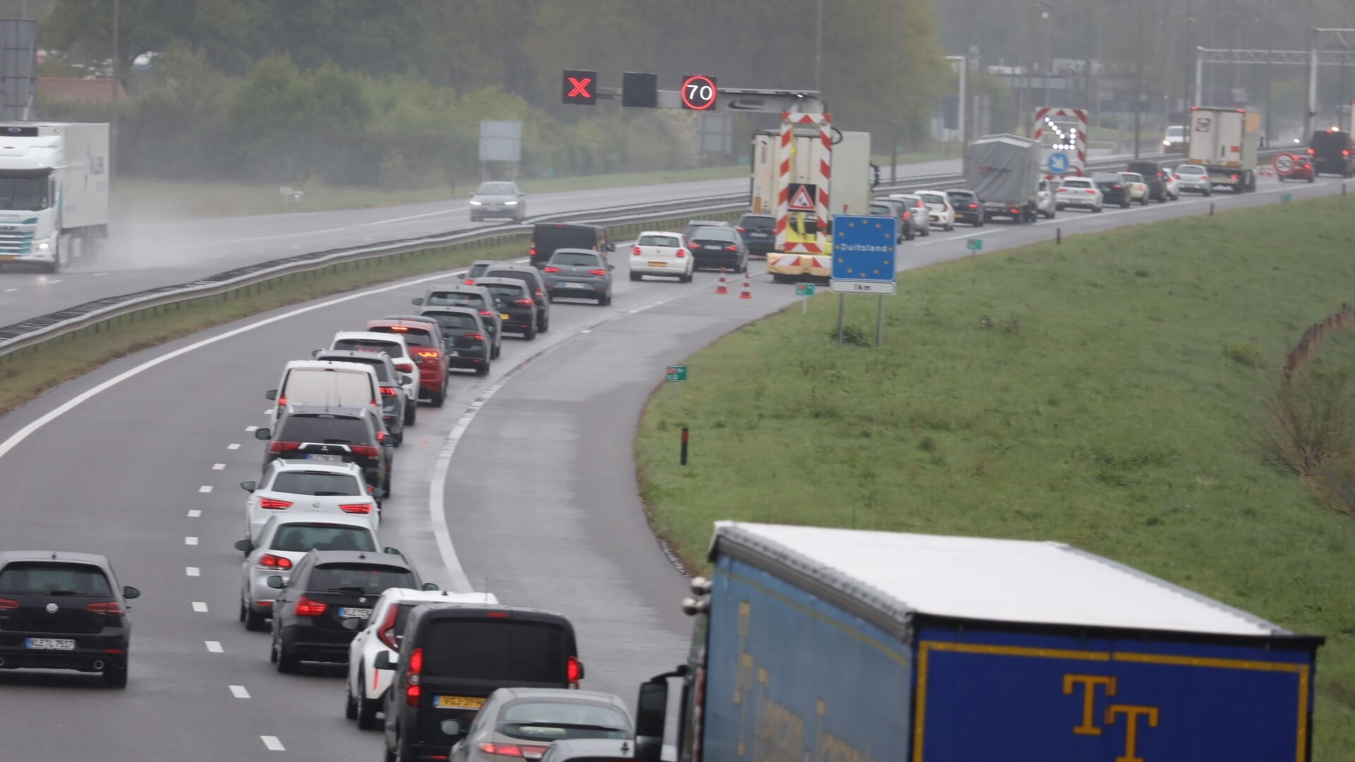 File door grenscontrole A77 bij Heijen - Adverteren in Boxmeer, Cuijk ...