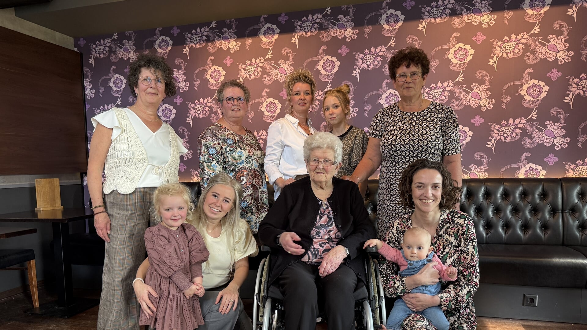 Drie maal vier generaties bij Oma Jansen uit Boxmeer