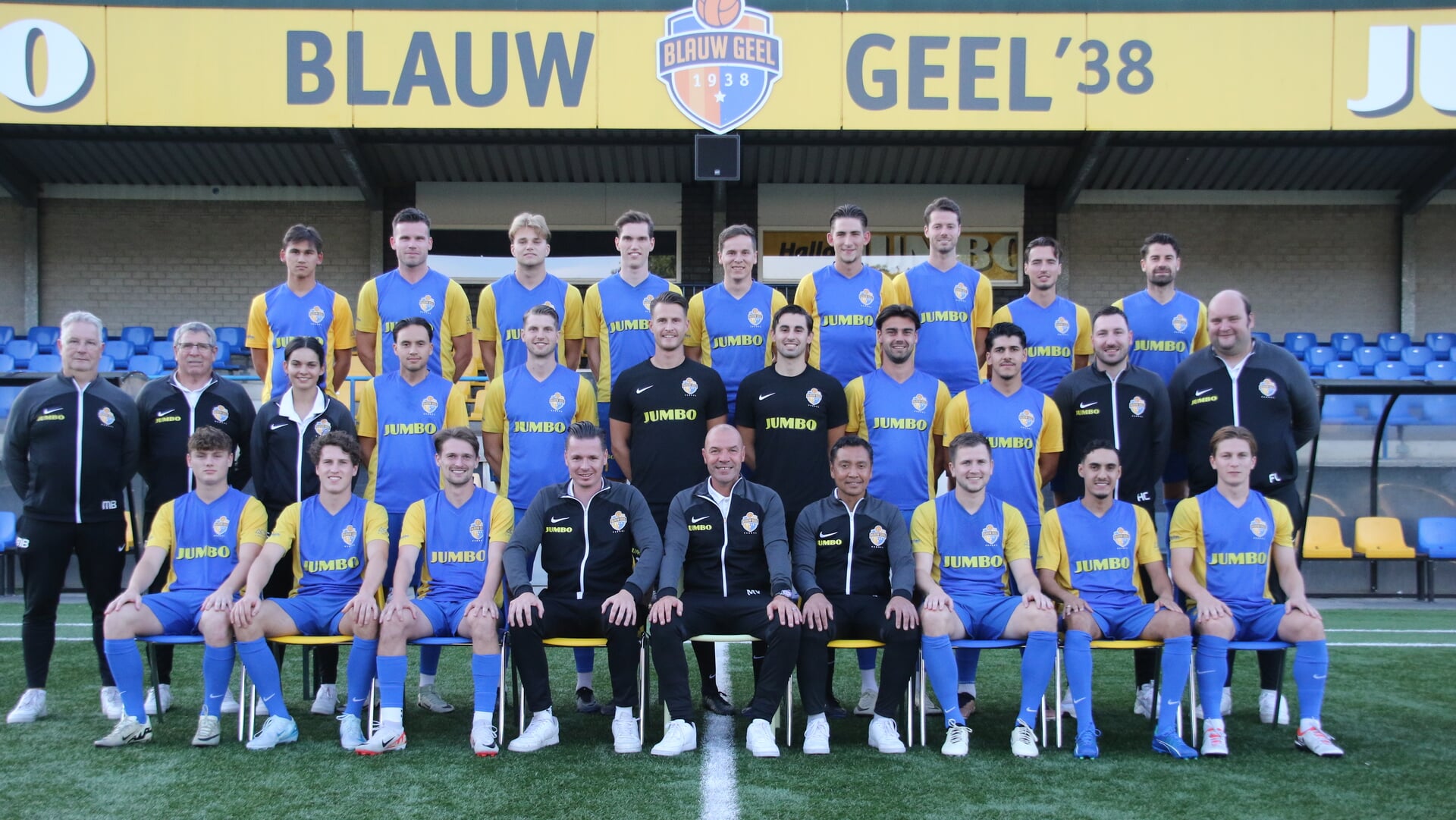 Blauw Geel’38 pikt Peijnenburg op bij FC Eindhoven en haalt buitenspeler Mierlo-Hout