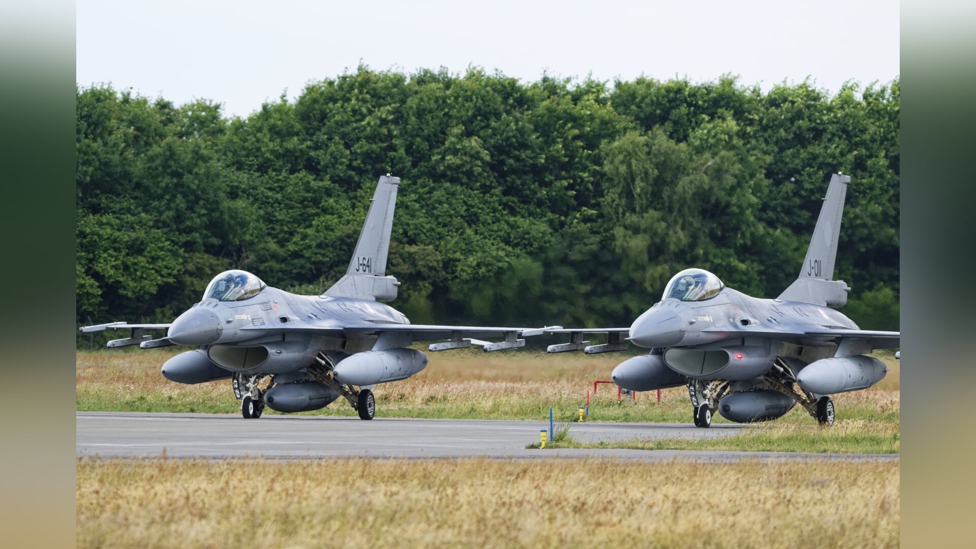 Laatste twee F-16’s vliegbasis Volkel naar Oekraïne vertrokken