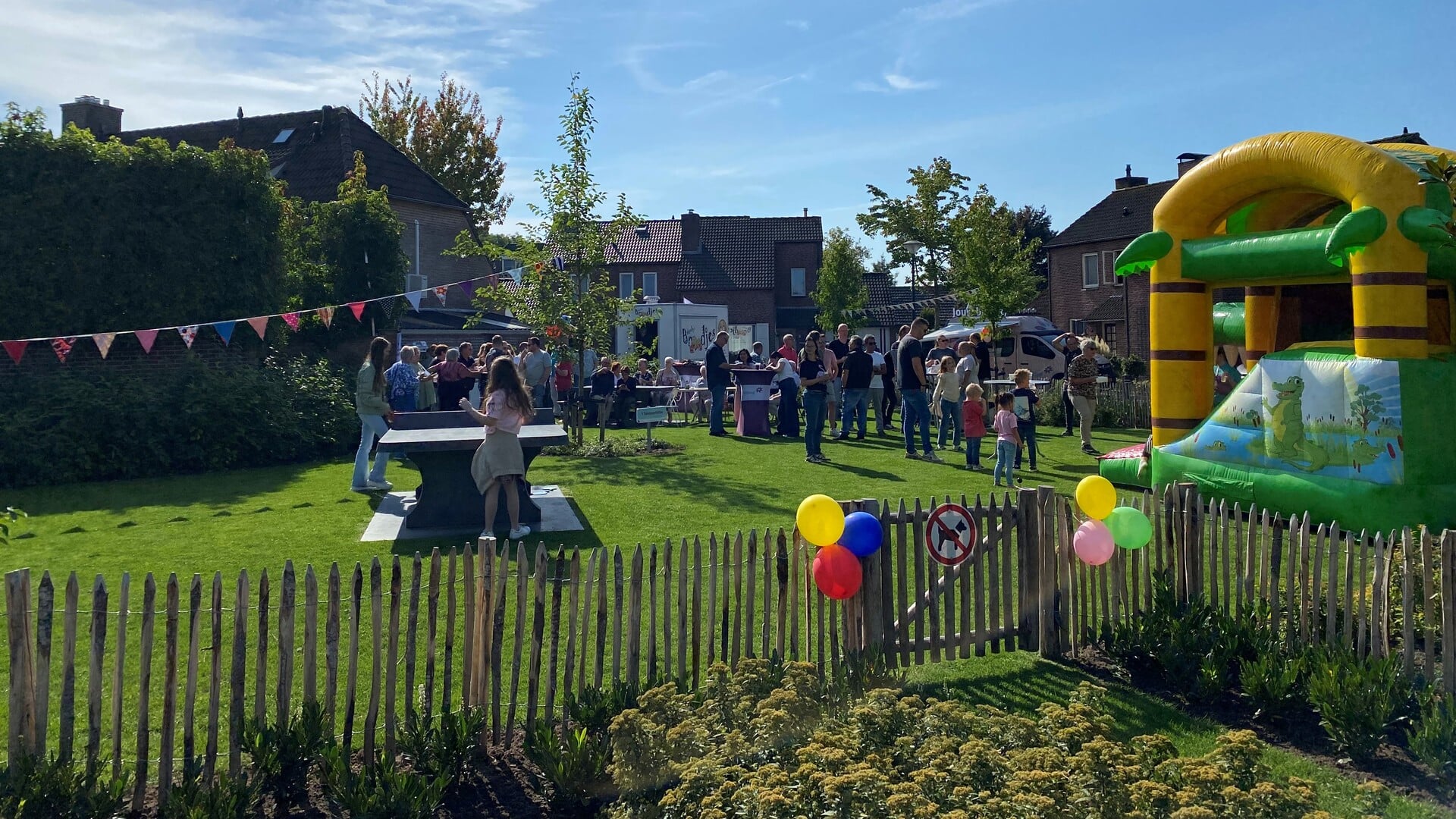 Buurtbewoners in Sint Hubert ontwikkelen samen met Mooiland een uniek stukje groen