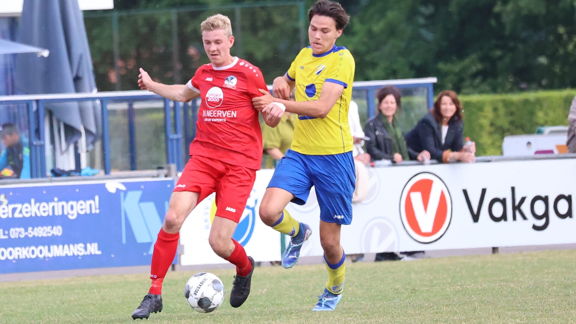 Derde klasse F start met derby in Vinkel, thuisduel voor Nooit Gedacht, Heeswijk en FC Uden