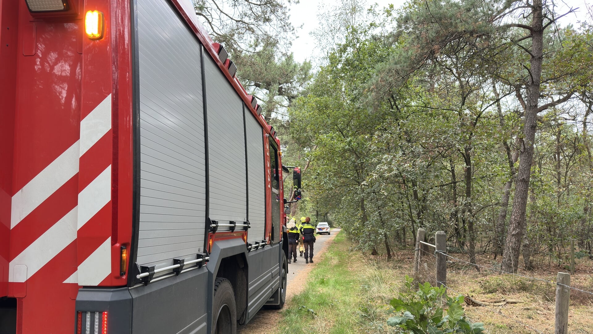 Brandweer opgeroepen voor stormschade aan Nistelrodesedijk in Vorstenbosch
