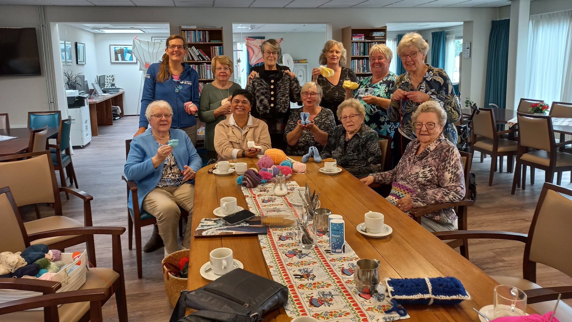 Anita’s Adoptiesokjes Project, wie helpt breien?