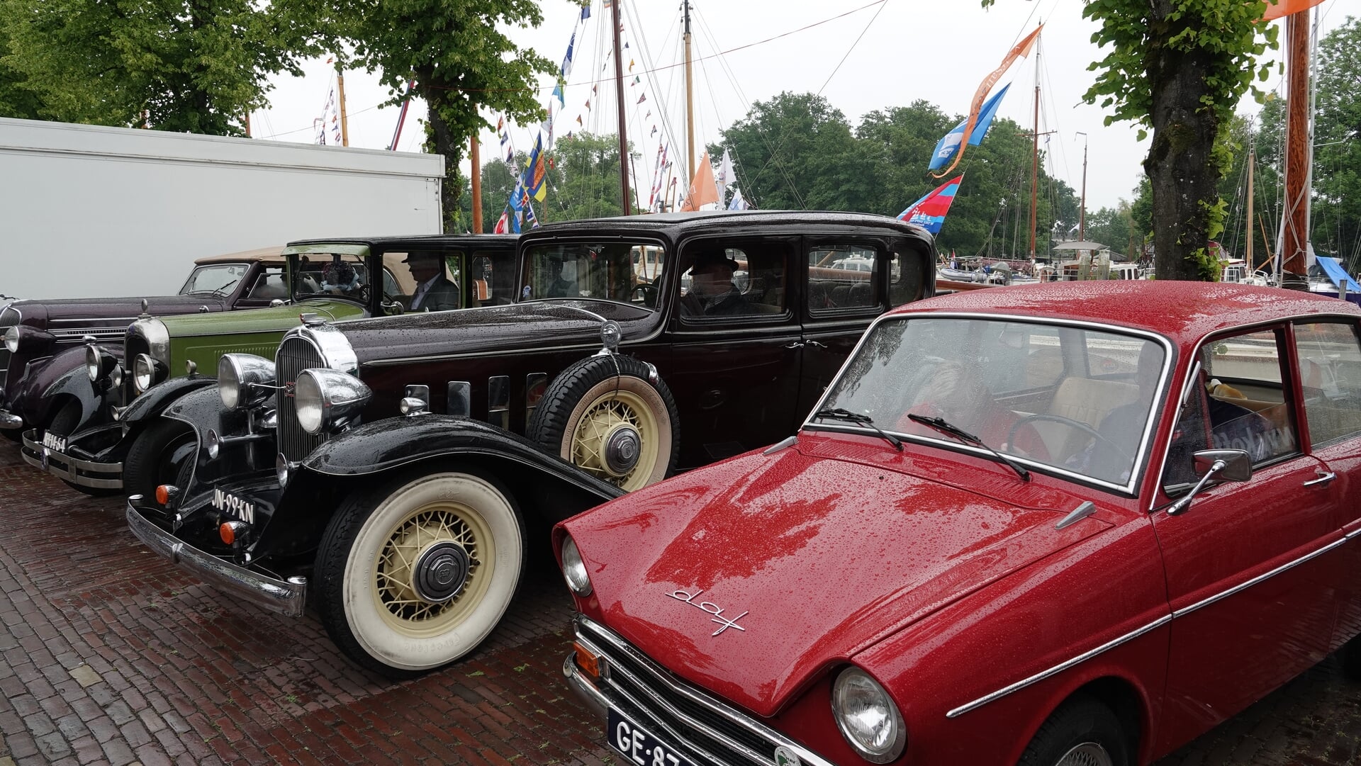 Oldtimers gedijen goed in Zwartsluis