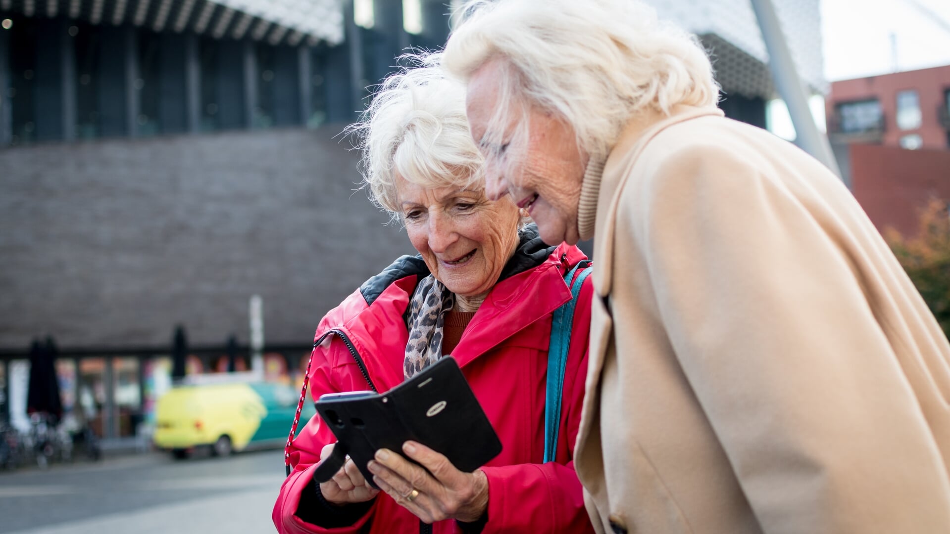 Welkom Online Digibus komt naar Veghel: gratis hulp bij digitale vragen voor ouderen