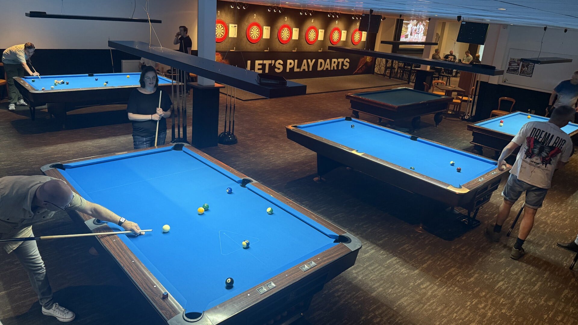Poolcafé Veghel voelt zich thuis in de Molenstraat
