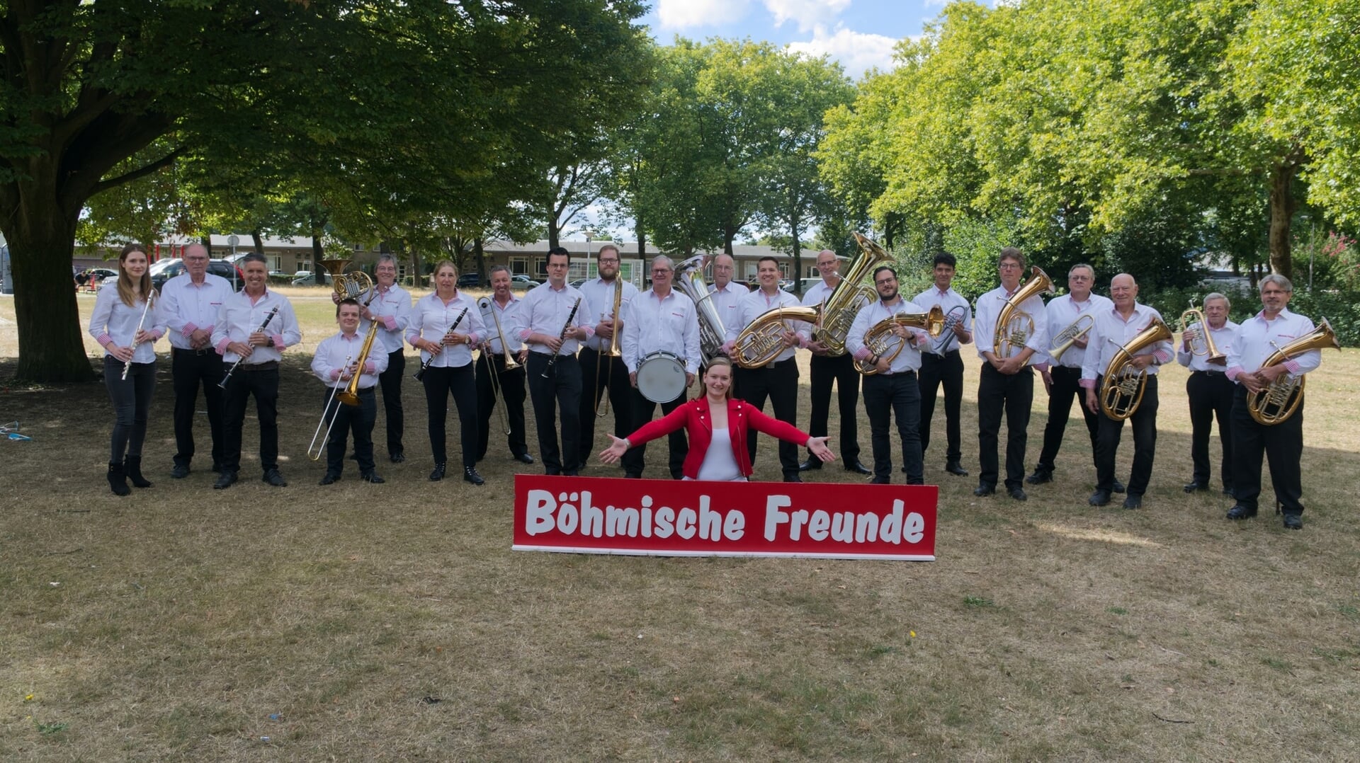 Het Jaarlijkse Blaaskapellenfestival in Haps