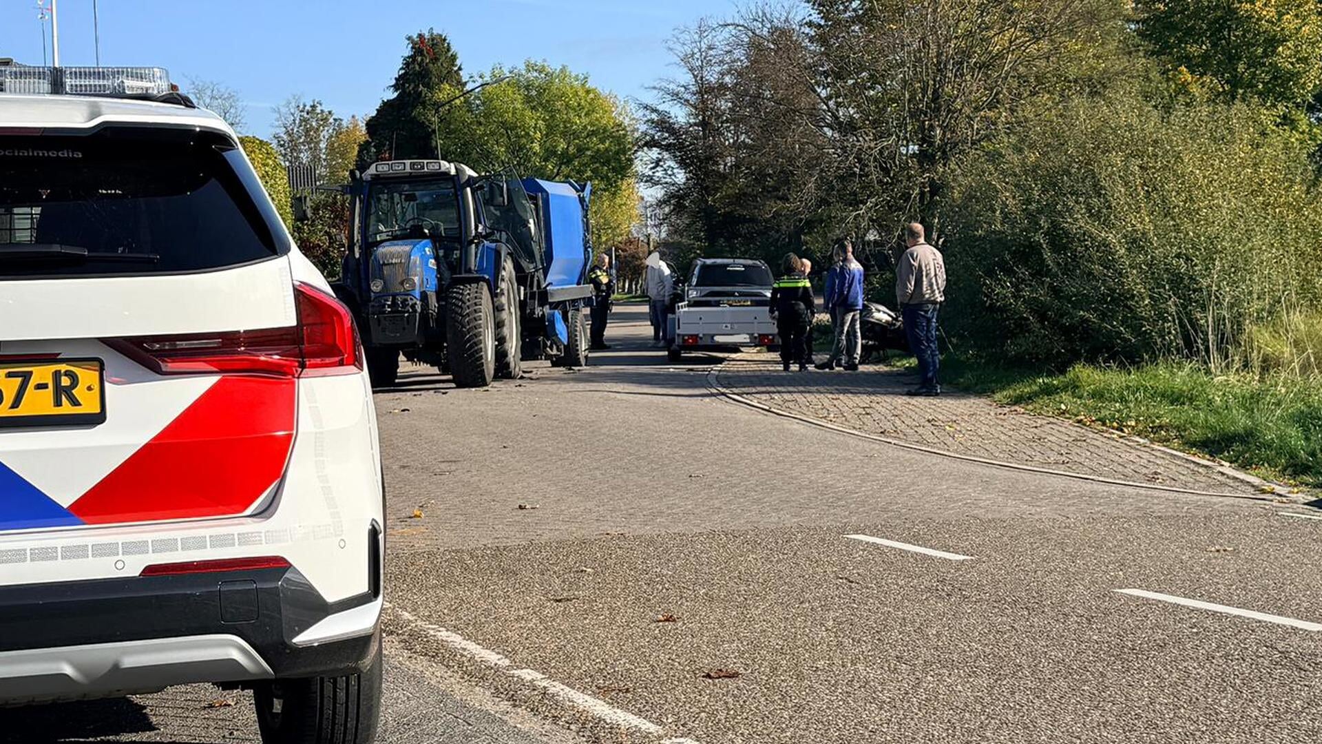 Scooterrijder gewond bij aanrijding met tractor in Veghel