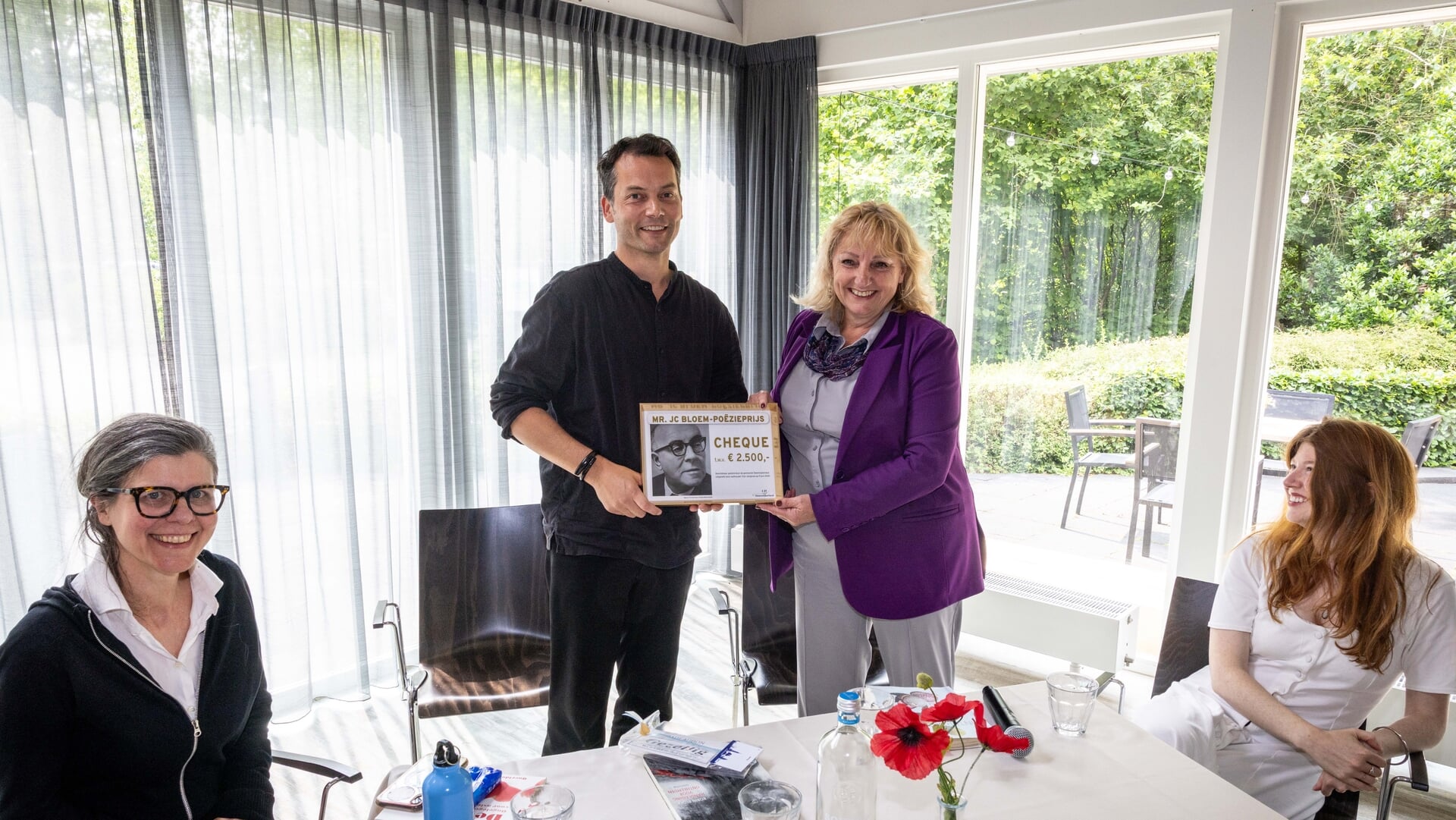Robin Block wint Mr. J.C. Bloem Poëzieprijs