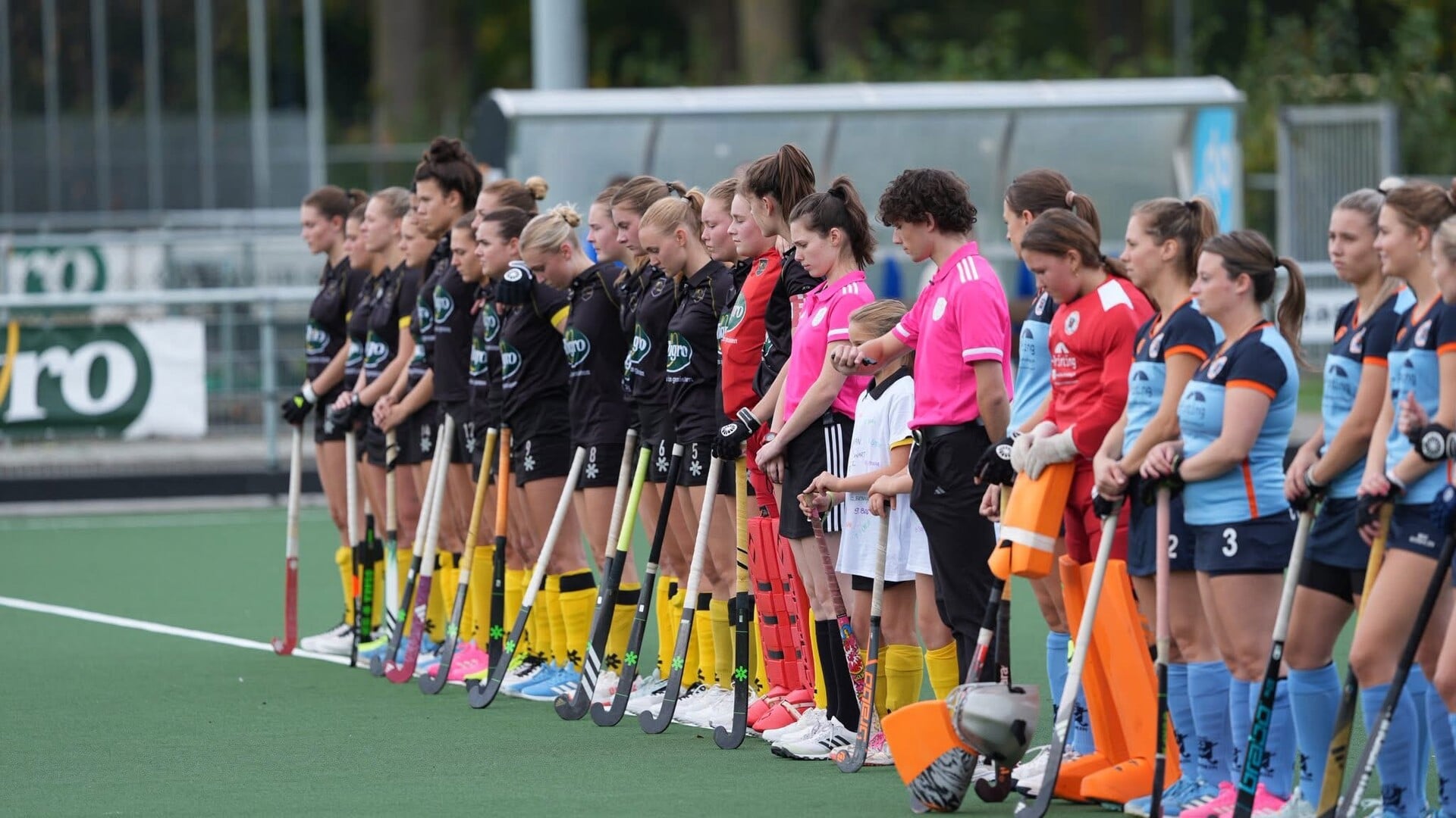 Geel-Zwart verliest nipt van Rosmalen, indrukwekkende minuut stilte ter nagedachtenis aan Matthieu v