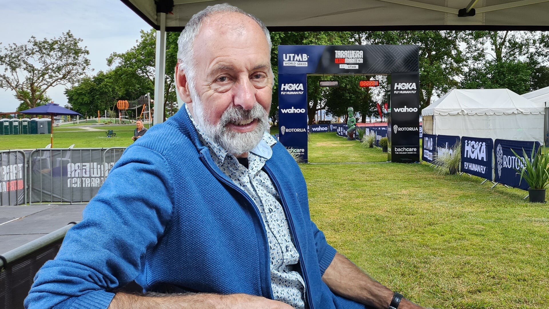 Harry Kalis (74) blijft rennen — al vijftig jaar lang