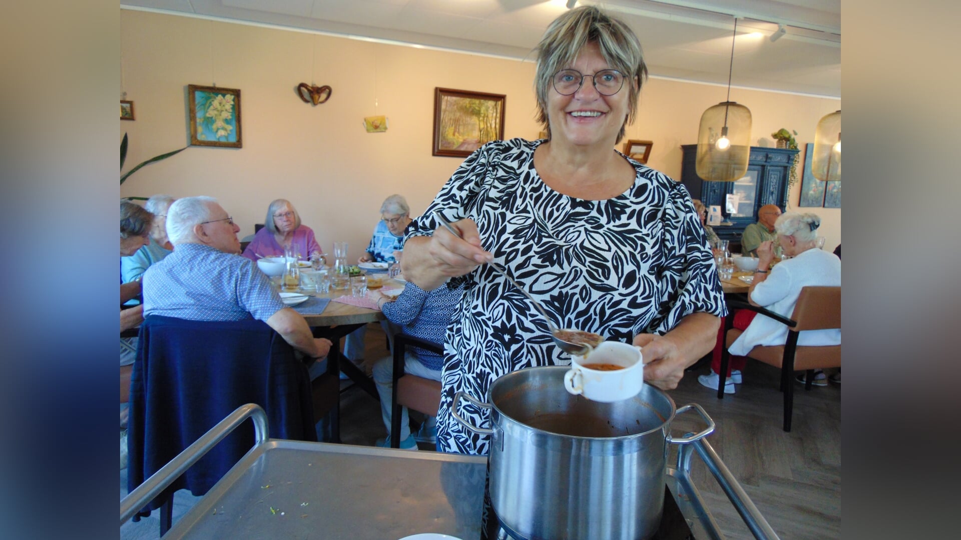 ‘Iedereen zou vrijwilligerswerk moeten doen’