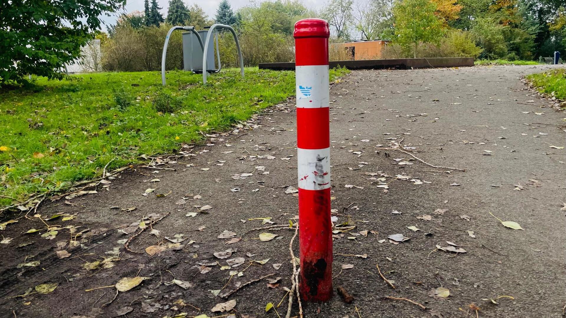 Gemeente gaat paaltjes op fietspaden verwijderen
