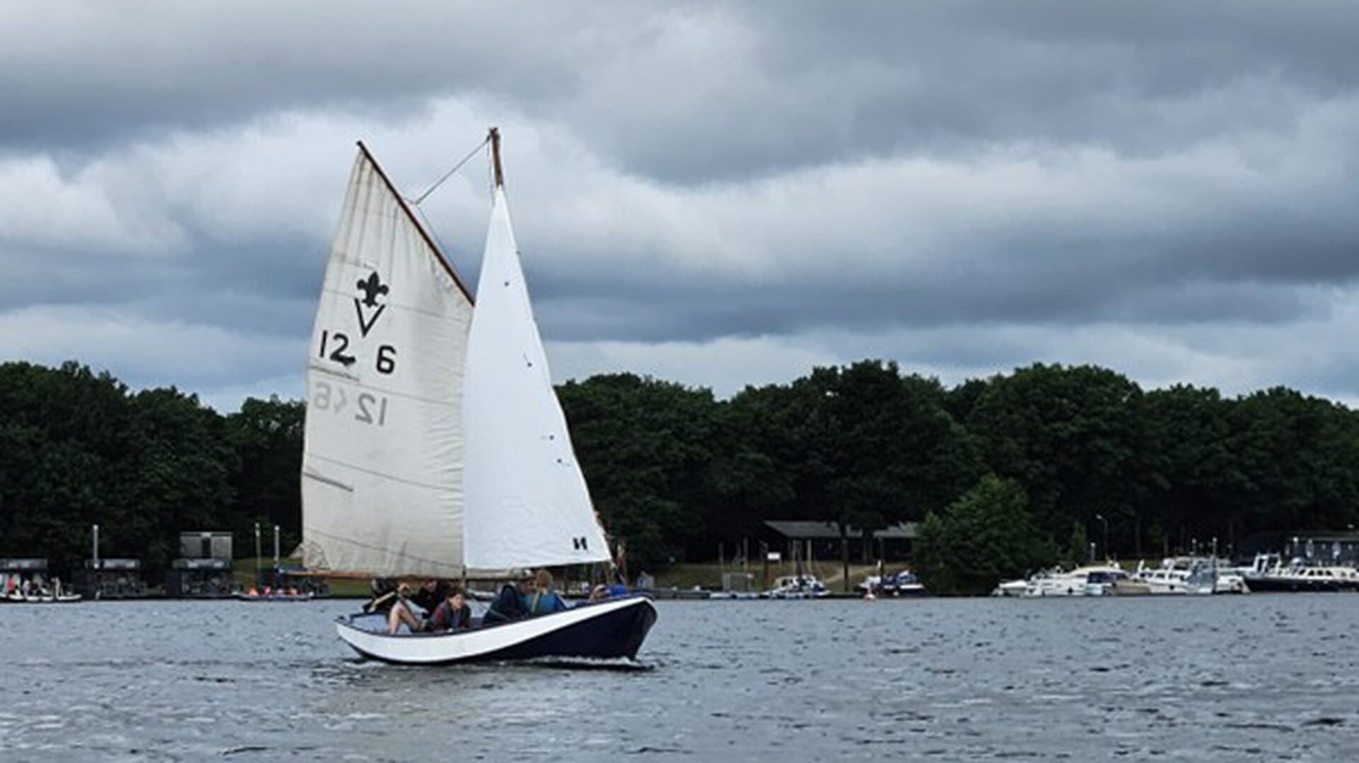 Scouting Boxmeer: ‘gooi je fles in de boot voor Nawaka’