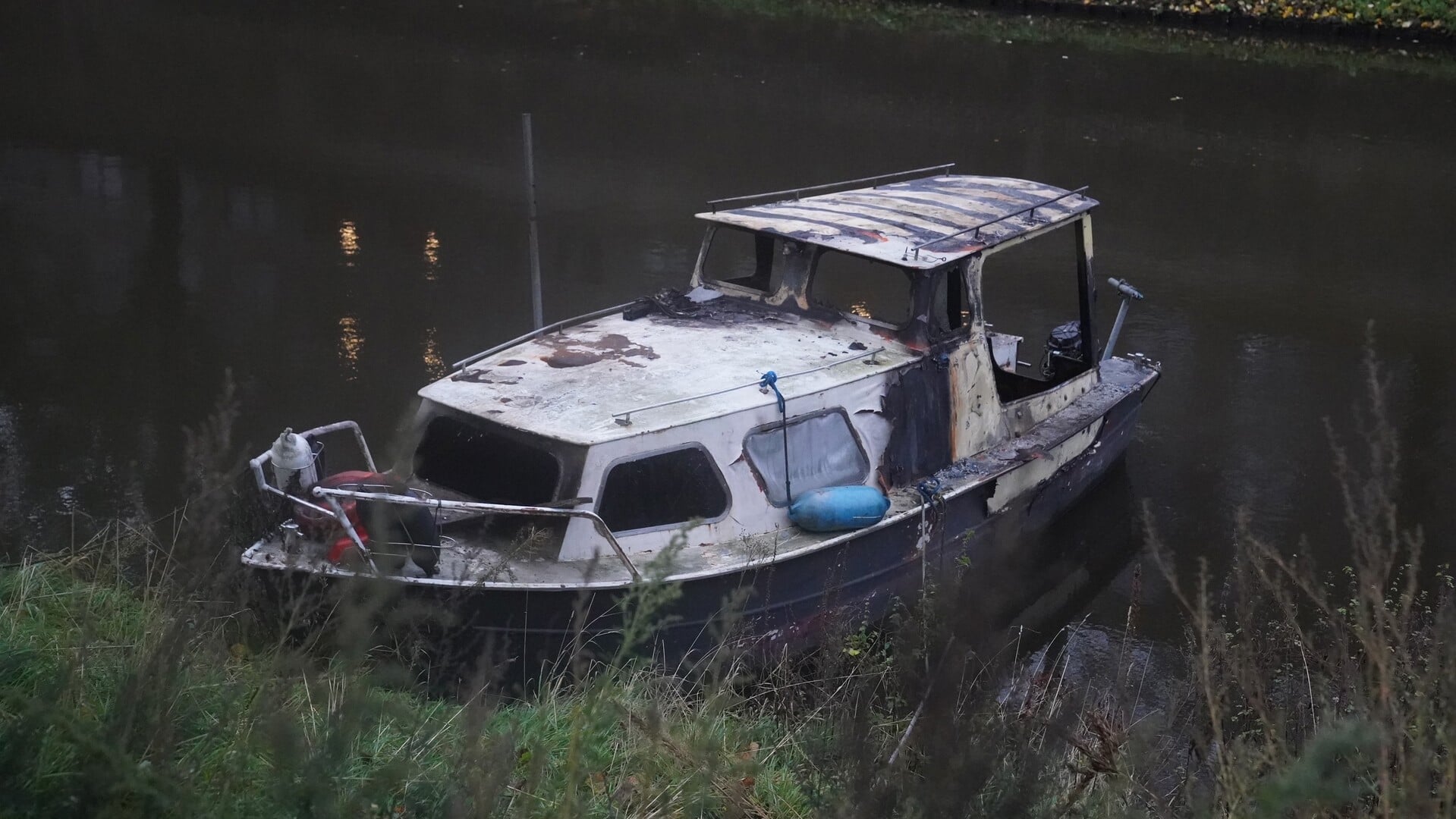Boot uitgebrand in Den Bosch