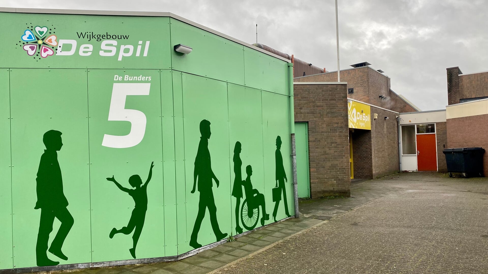 Dans- en meezing avond in De Spil