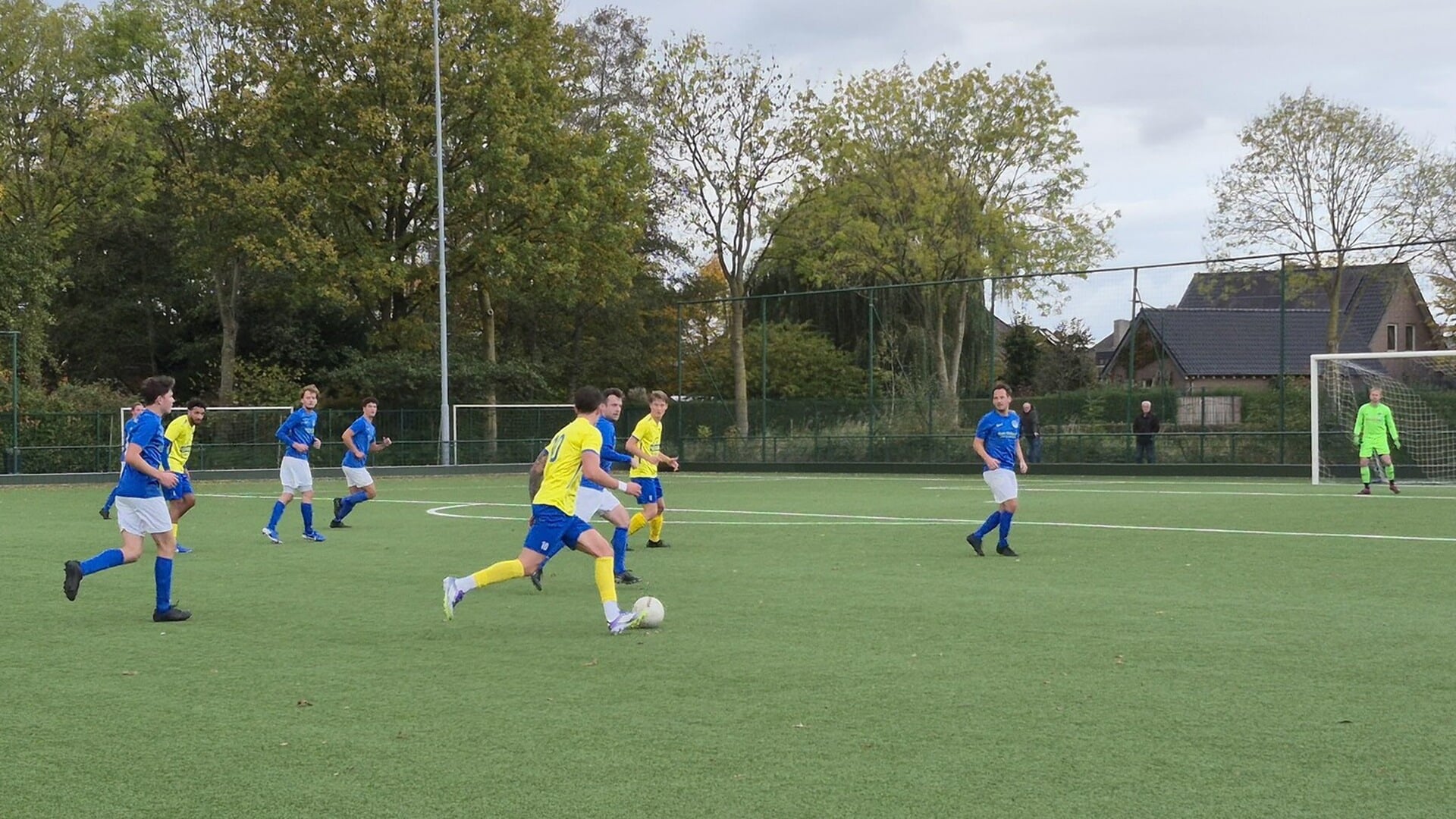 3F: Schijndel verrast Prinses Irene, Heeswijk kleineert FC Uden; Volkel wint topper