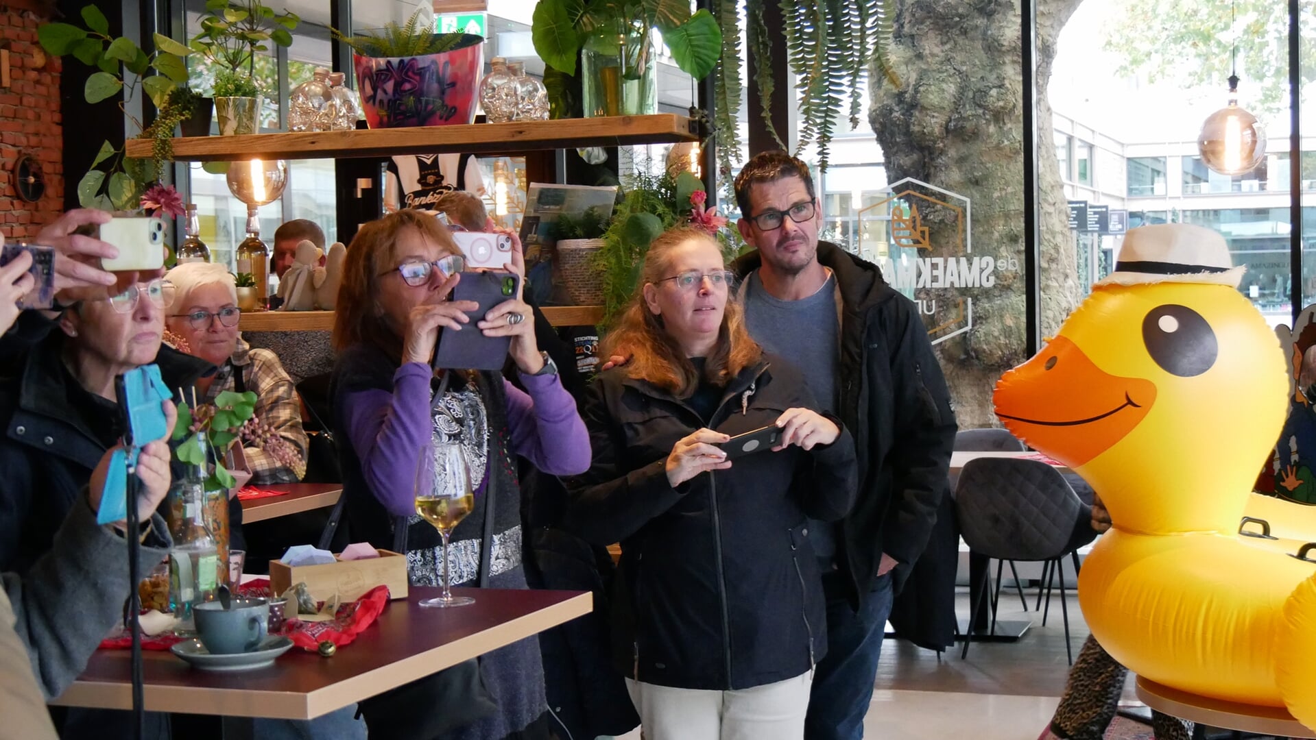 Hints spotten tijdens inschrijfmiddag Ujese Kwis