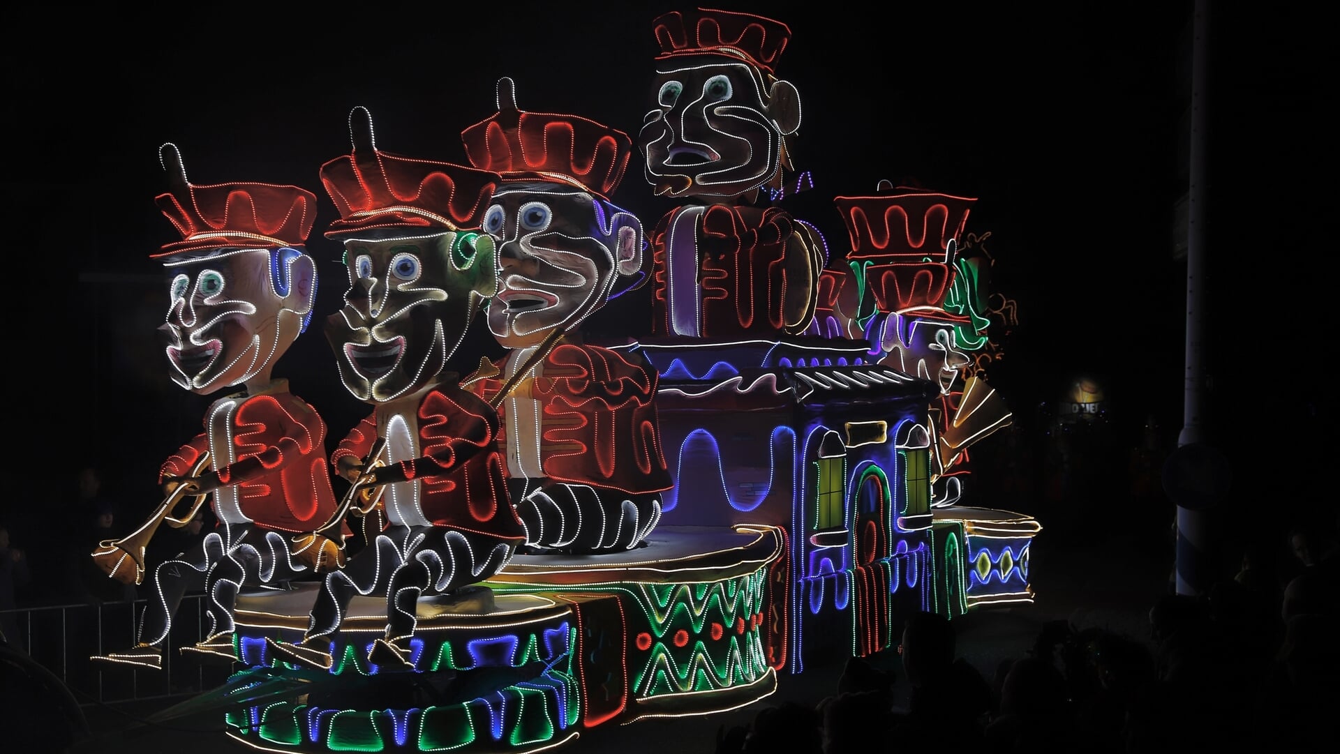 Kinderoptocht maakt debuut tijdens Lichtjesoptocht Boxmeer