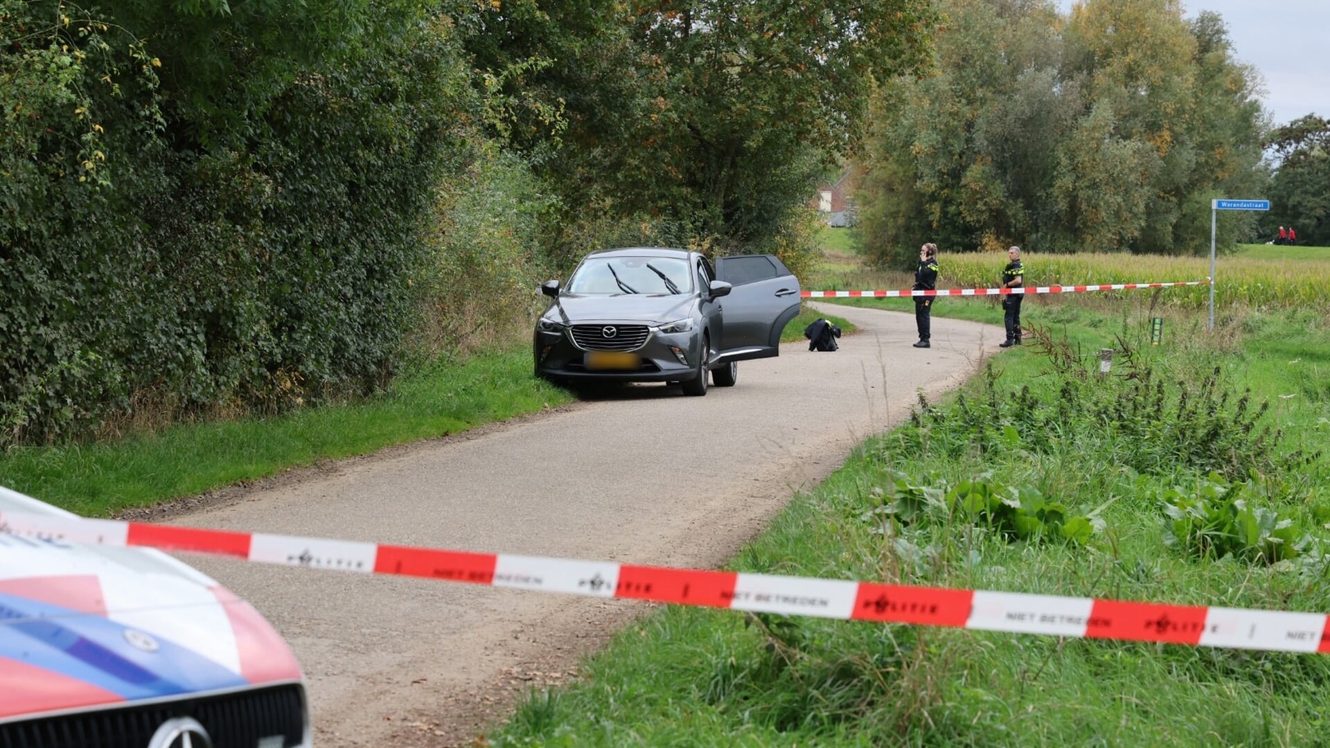 Man in auto Boxmeer niet omgekomen door misdrijf; verdachte vrouw (20) heengezonden