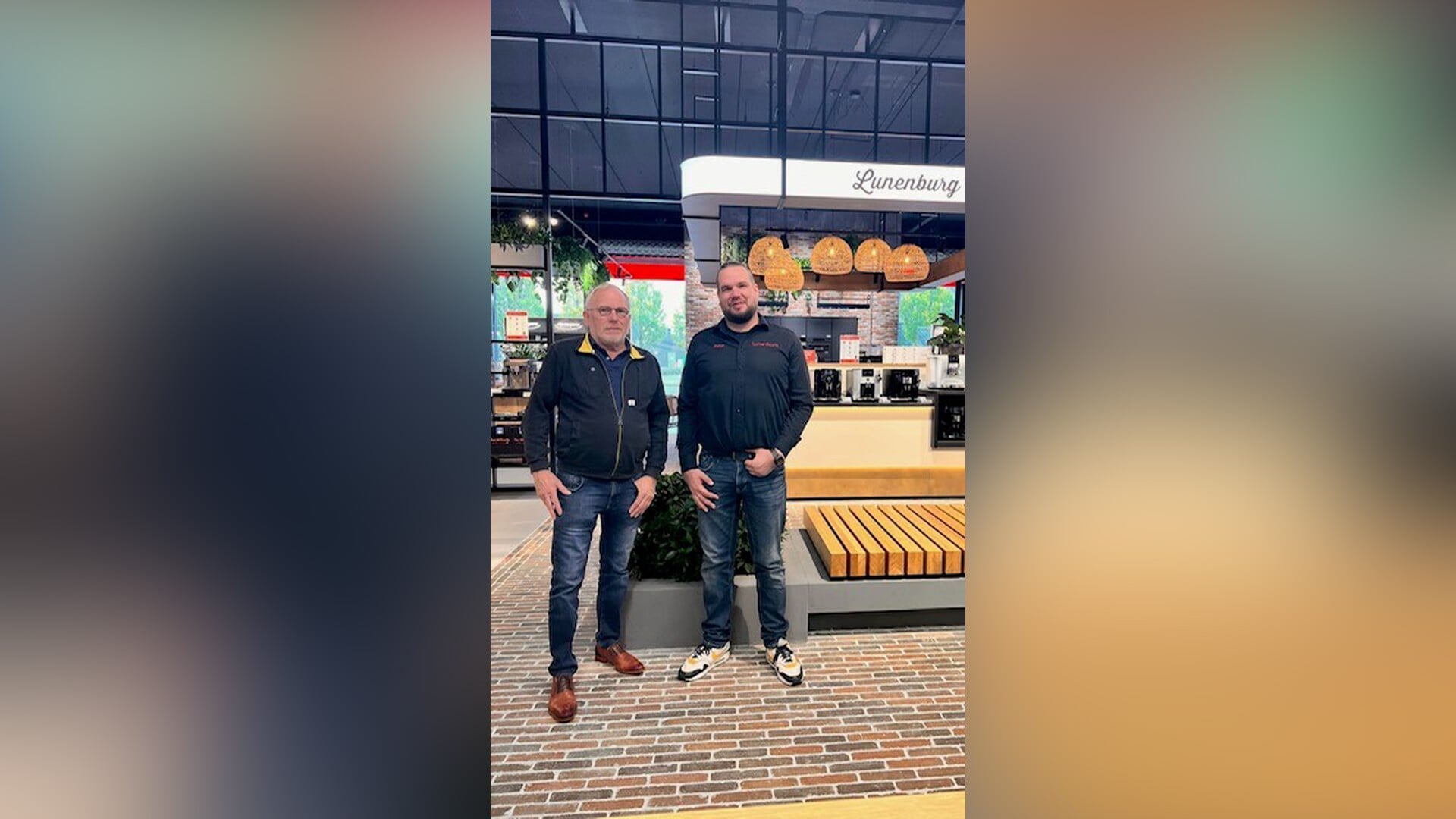 Elektrospecialist Lunenburg schenkt tv aan Ruitersport Zijtaart