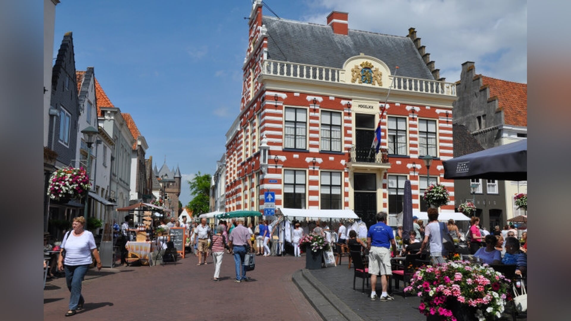 Stap terug in de tijd op de hanze rommelmarkt: middeleeuwse magie in hattem