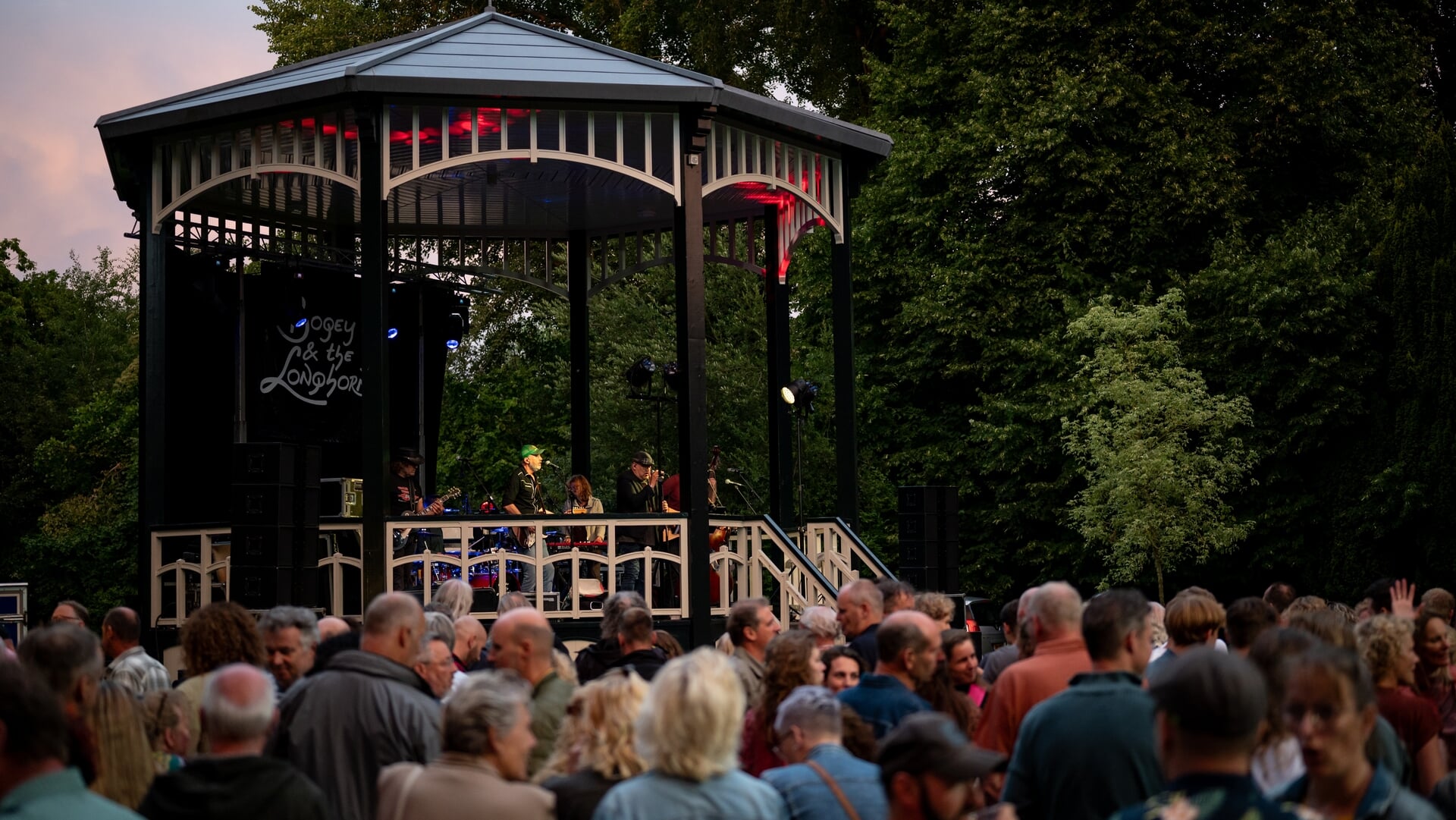 Vanavond woensdag 16 juli: Sijperda Live in het Park met DiepTriest