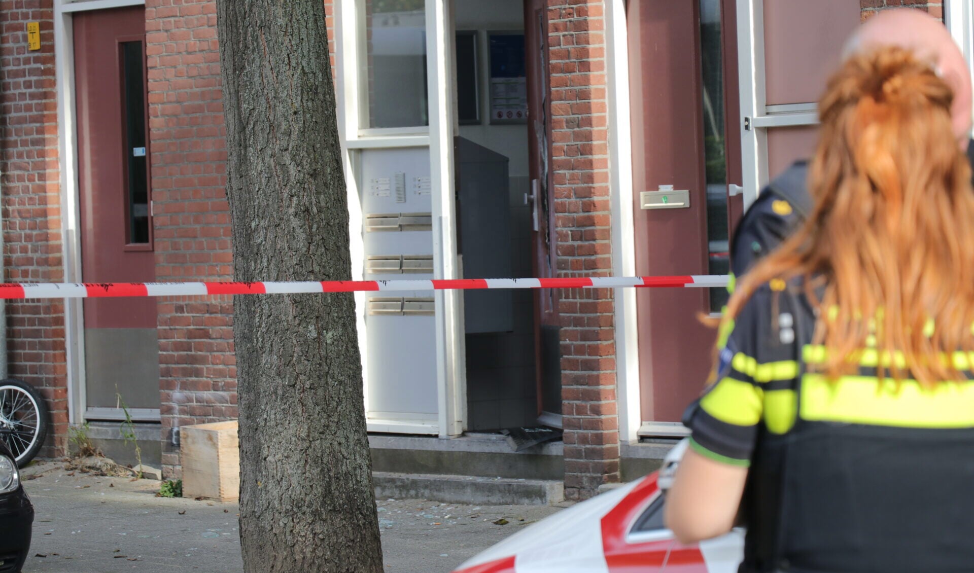 Een Explosie Op Klaarlichte Dag Op De Groepstraat, Dat Kan Er Nog Wel ...