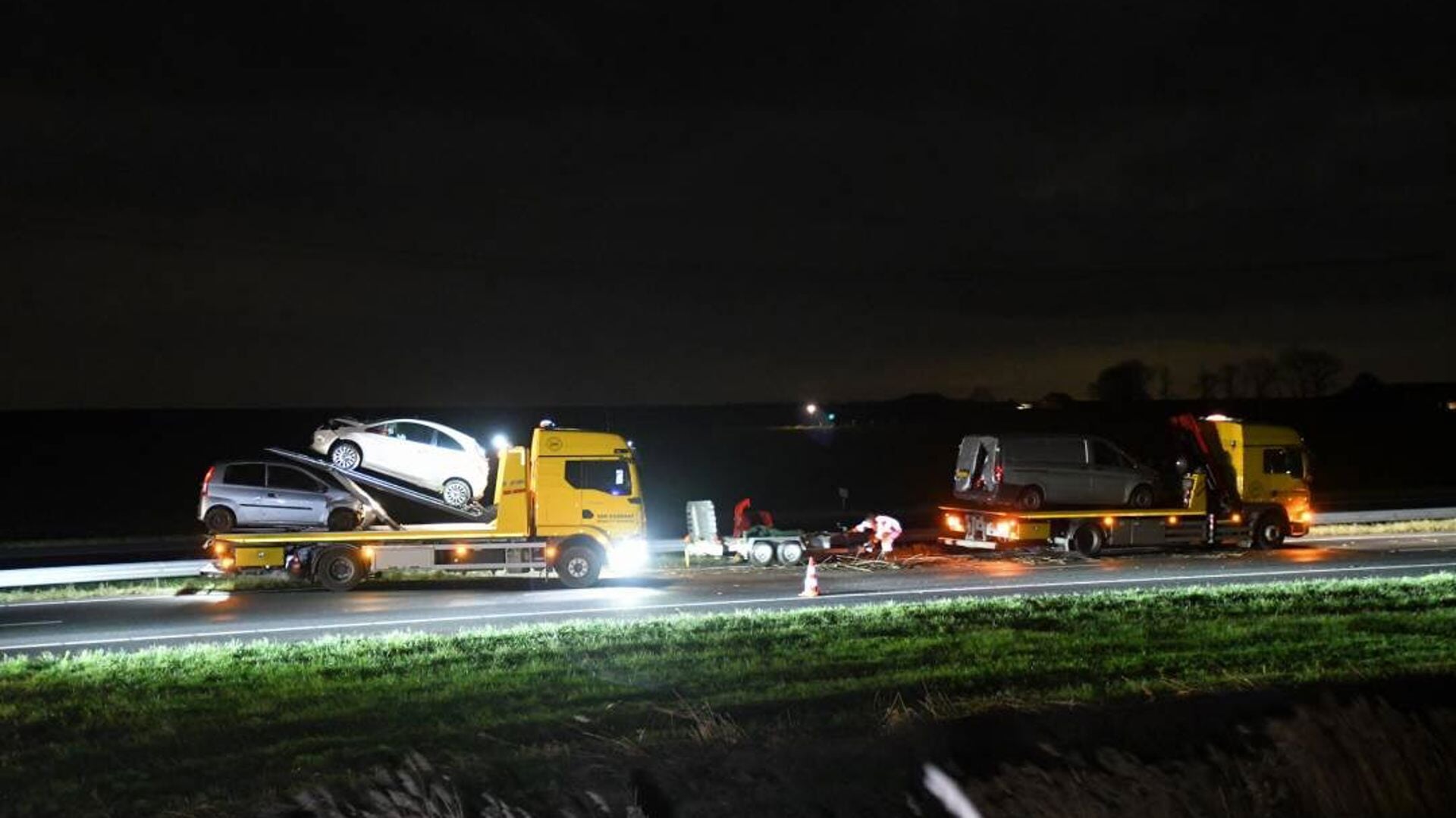 Aanrijding met meerdere auto’s op de A58 bij Krabbendijke: Een persoon gewond