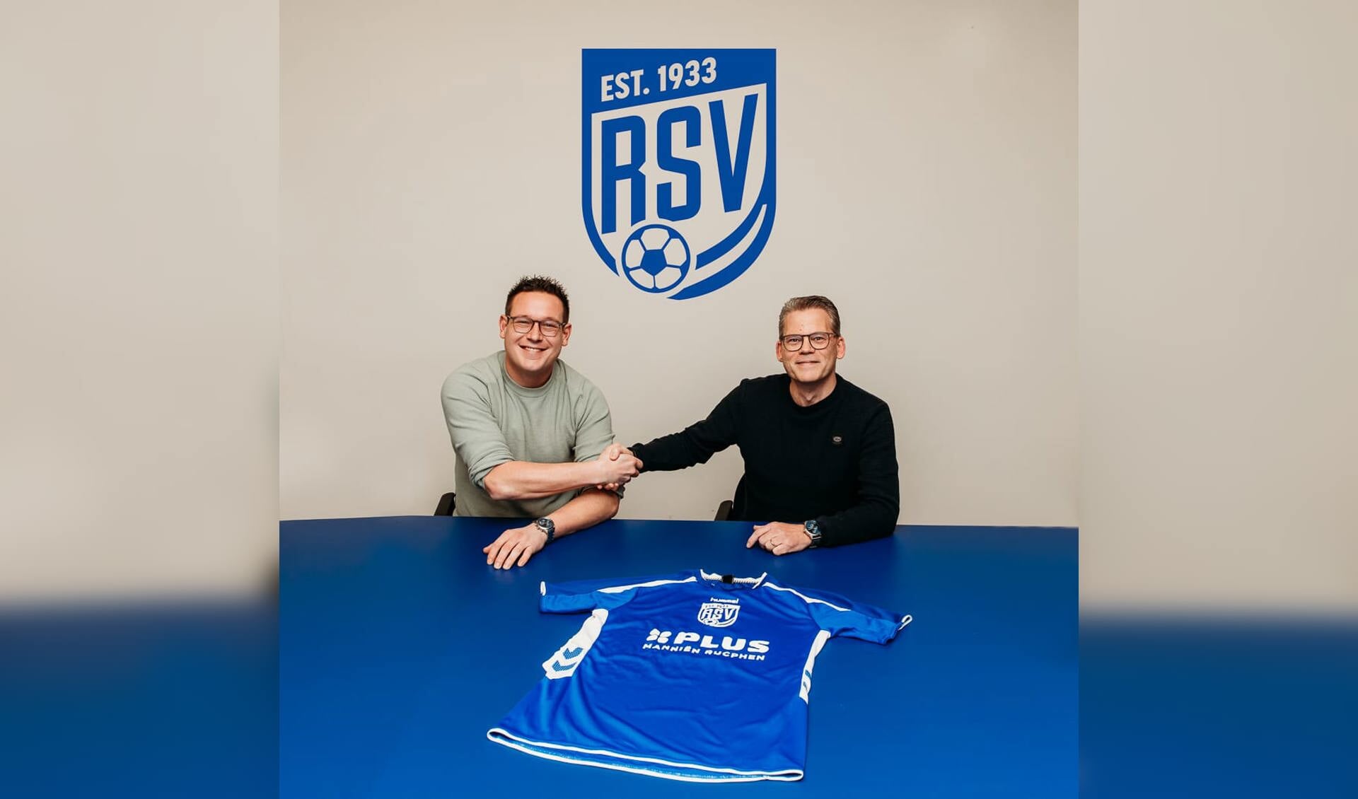 RSV strikt Bas Antens als nieuwe hoofdtrainer - Al het nieuws uit Rucphen