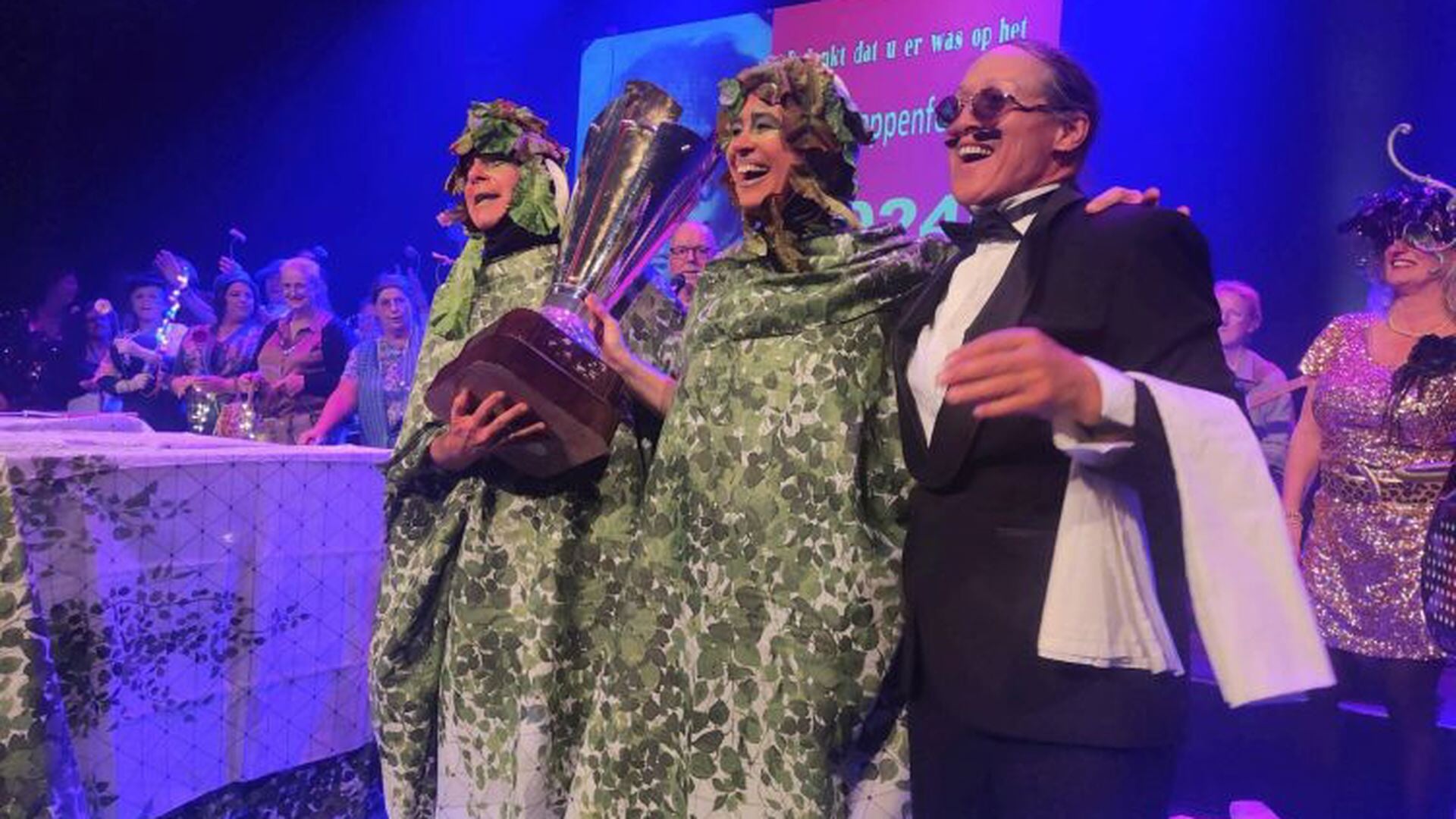 Lach, traan en bitterballen tijdens Smartlappenfestival Zwolle
