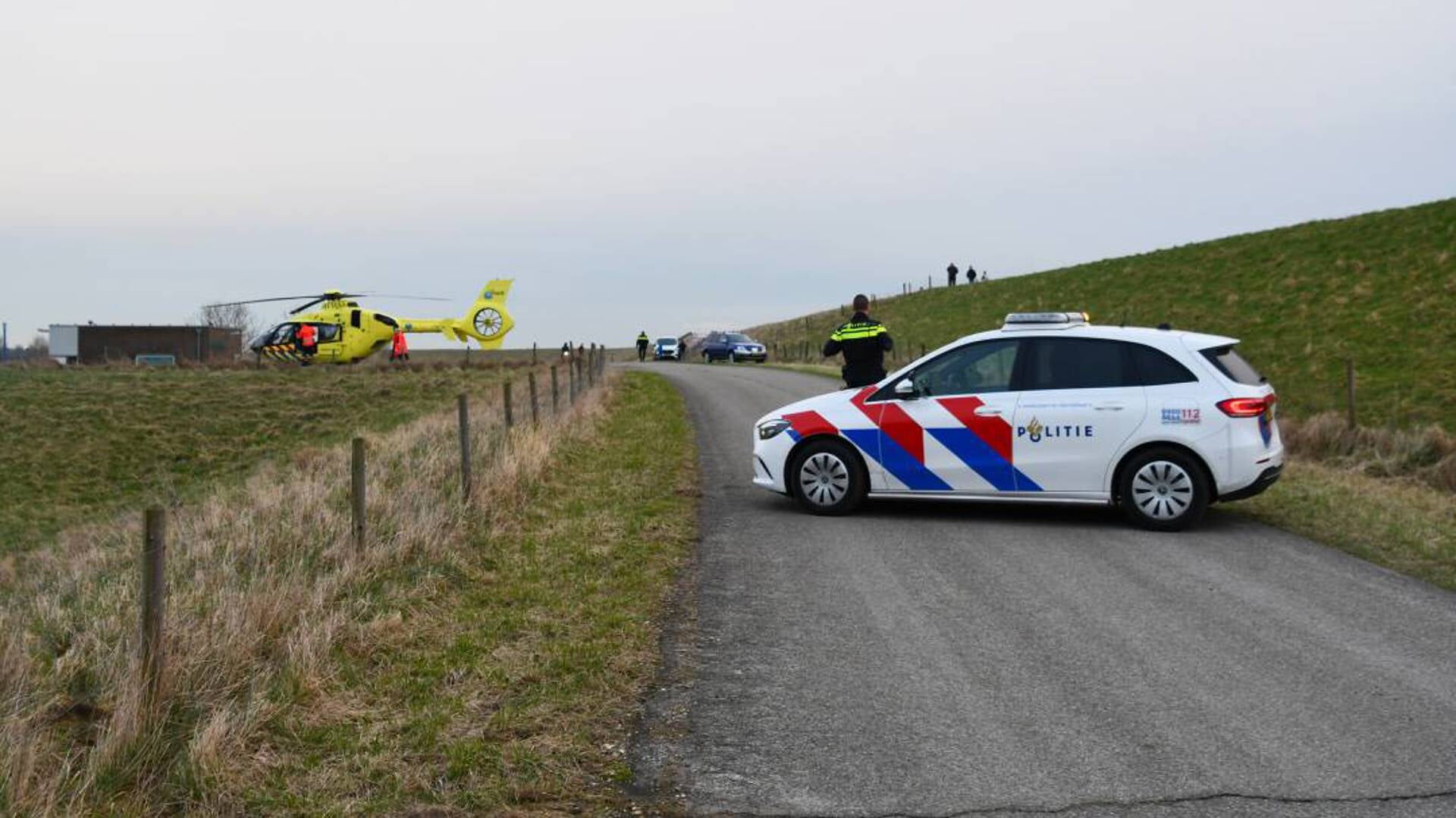 Fietser Ernstig Gewond Na Ongeluk Op De Zeedijk - Al Het Nieuws Uit ...