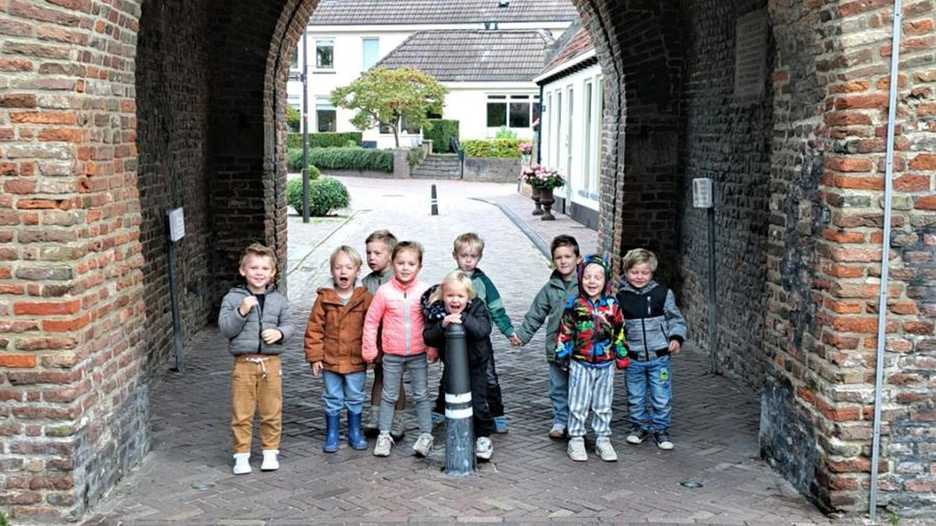 Leerlingen bezoeken Dijkpoort