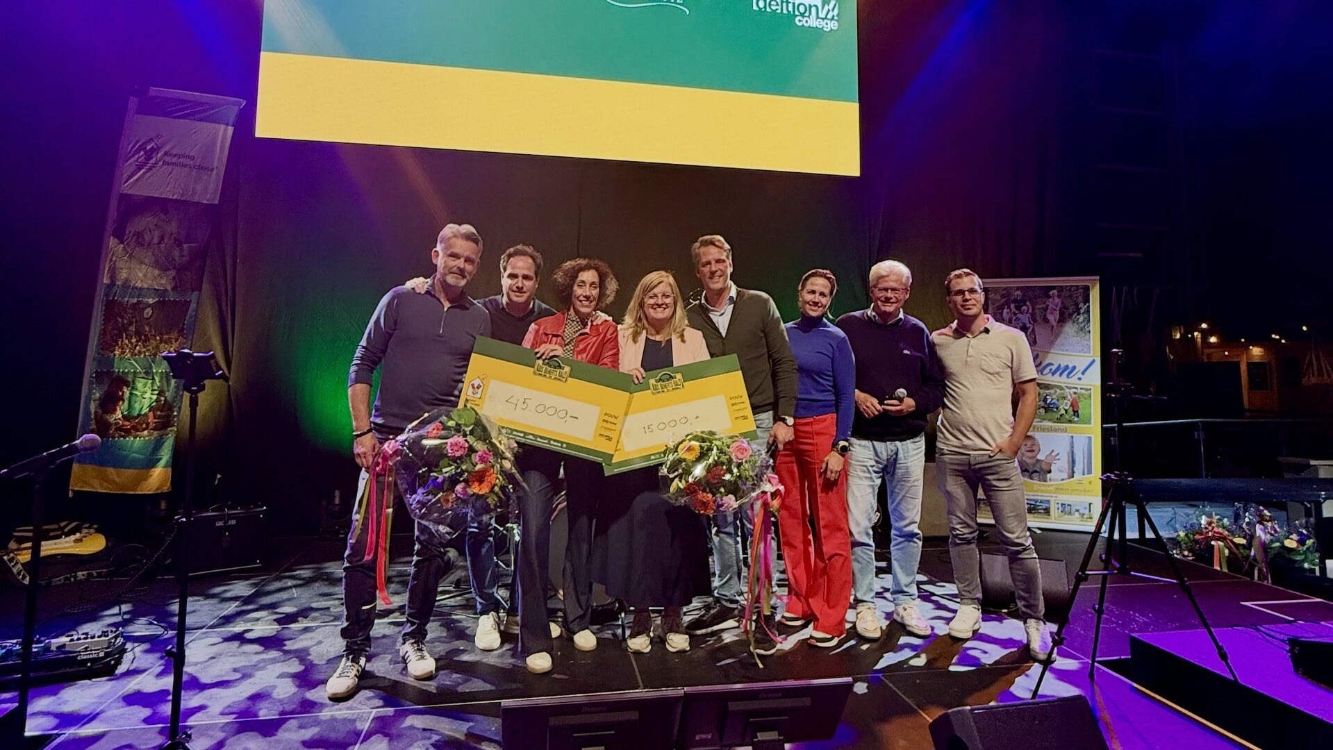 Oldtimers zorgen voor volle donatiepot tijdens Kids Benefits Rally in Zwolle
