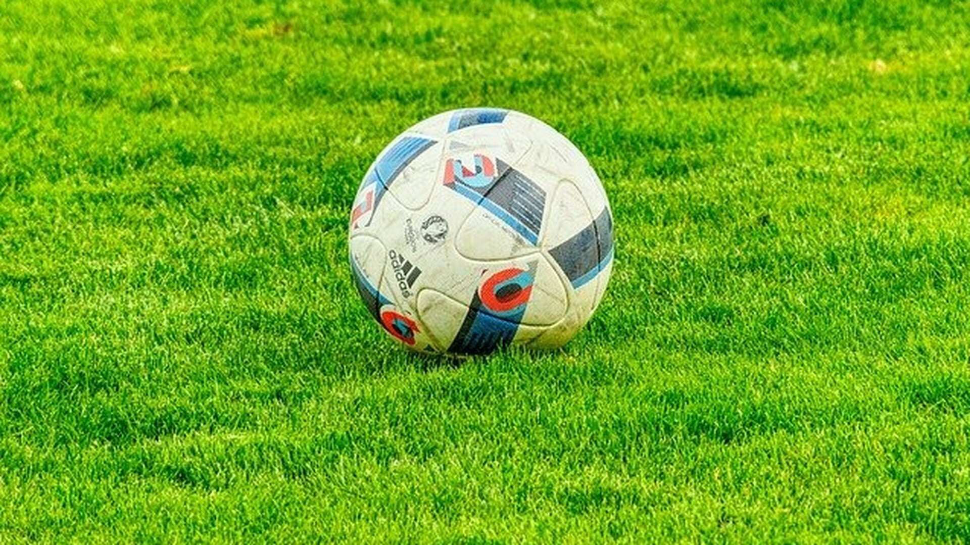 Heerenveense Boys gooit letterlijk de beuk erin tegen asv Dronten