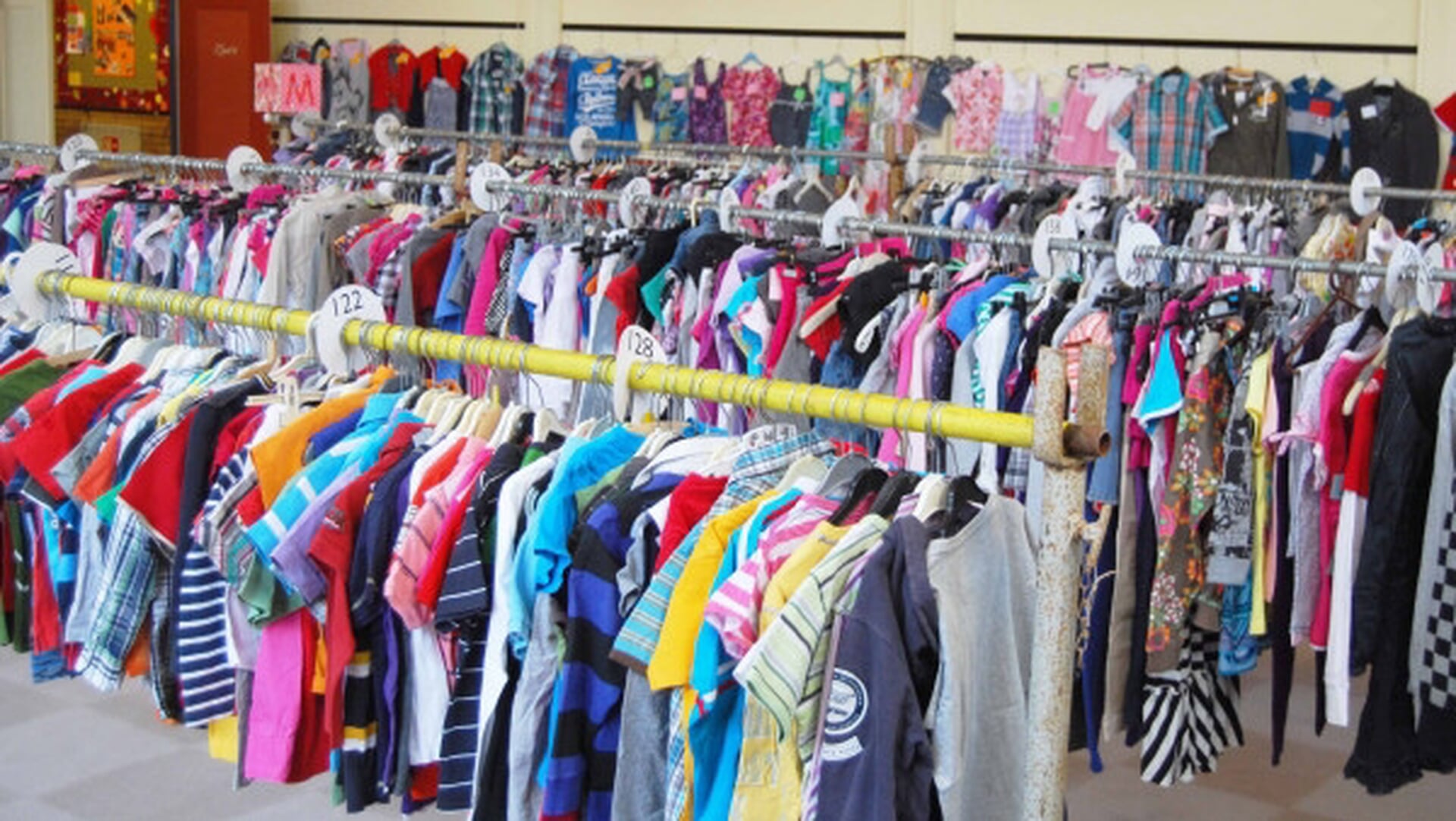Kledinginzameling voor Kinderkledingbeurs