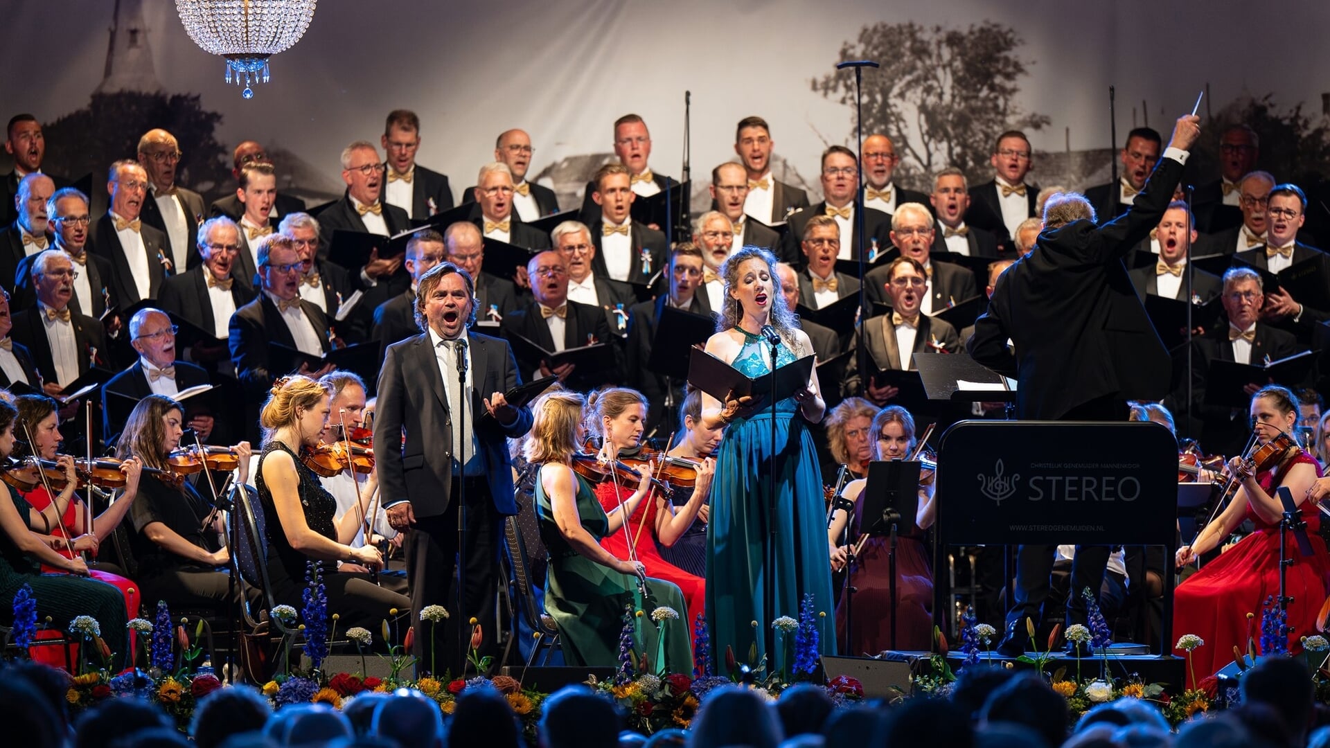 Mannenkoor Stereo komt met cd jubileumconcert