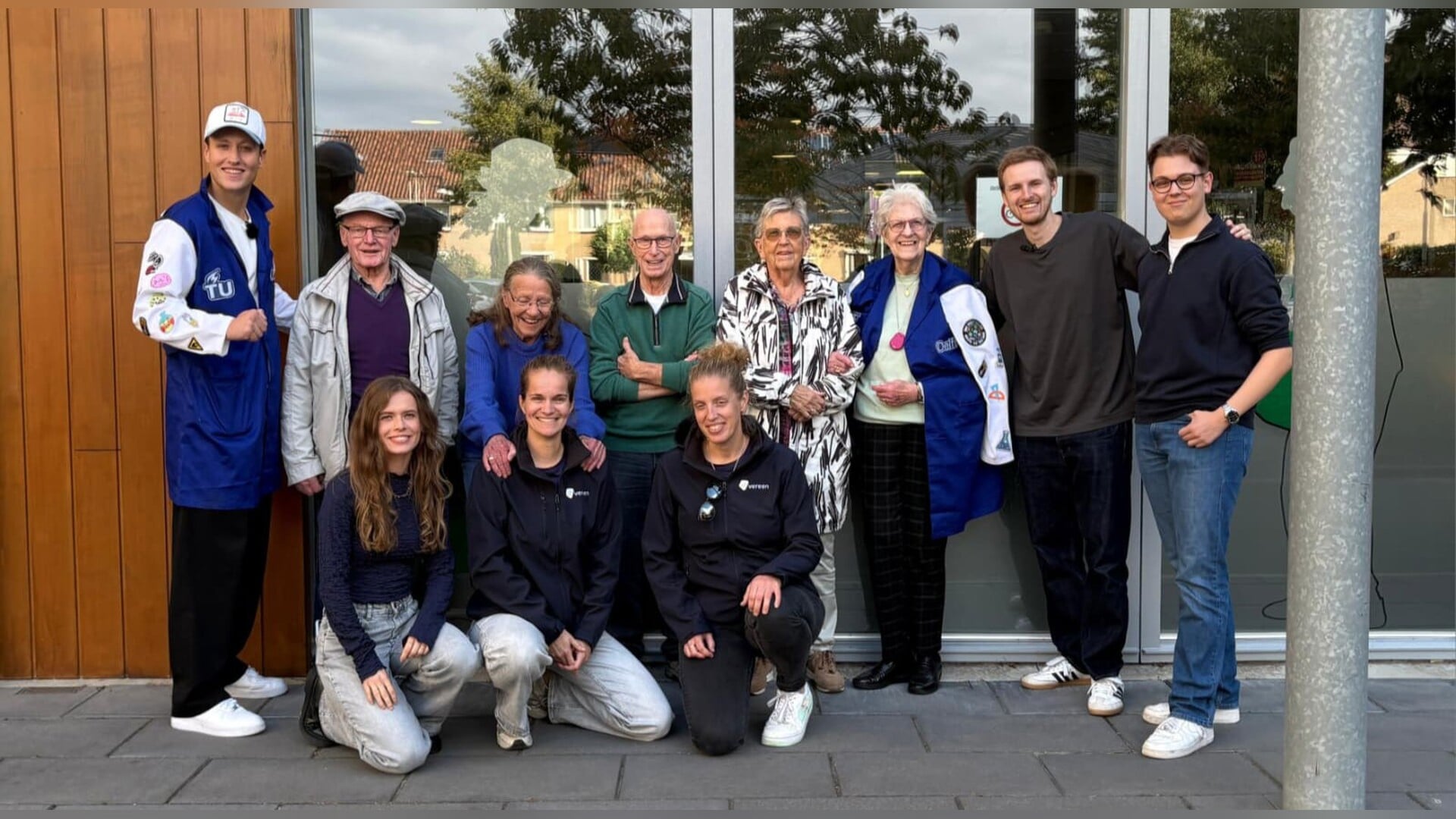Bankzitters op bezoek bij Vereen