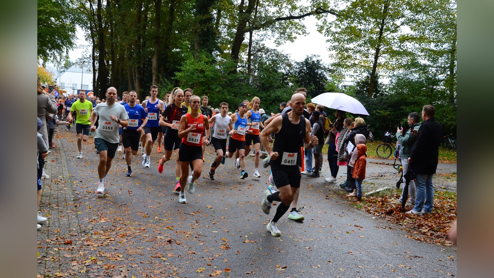 Herfstdecor tijdens Dalli-run in Heerde