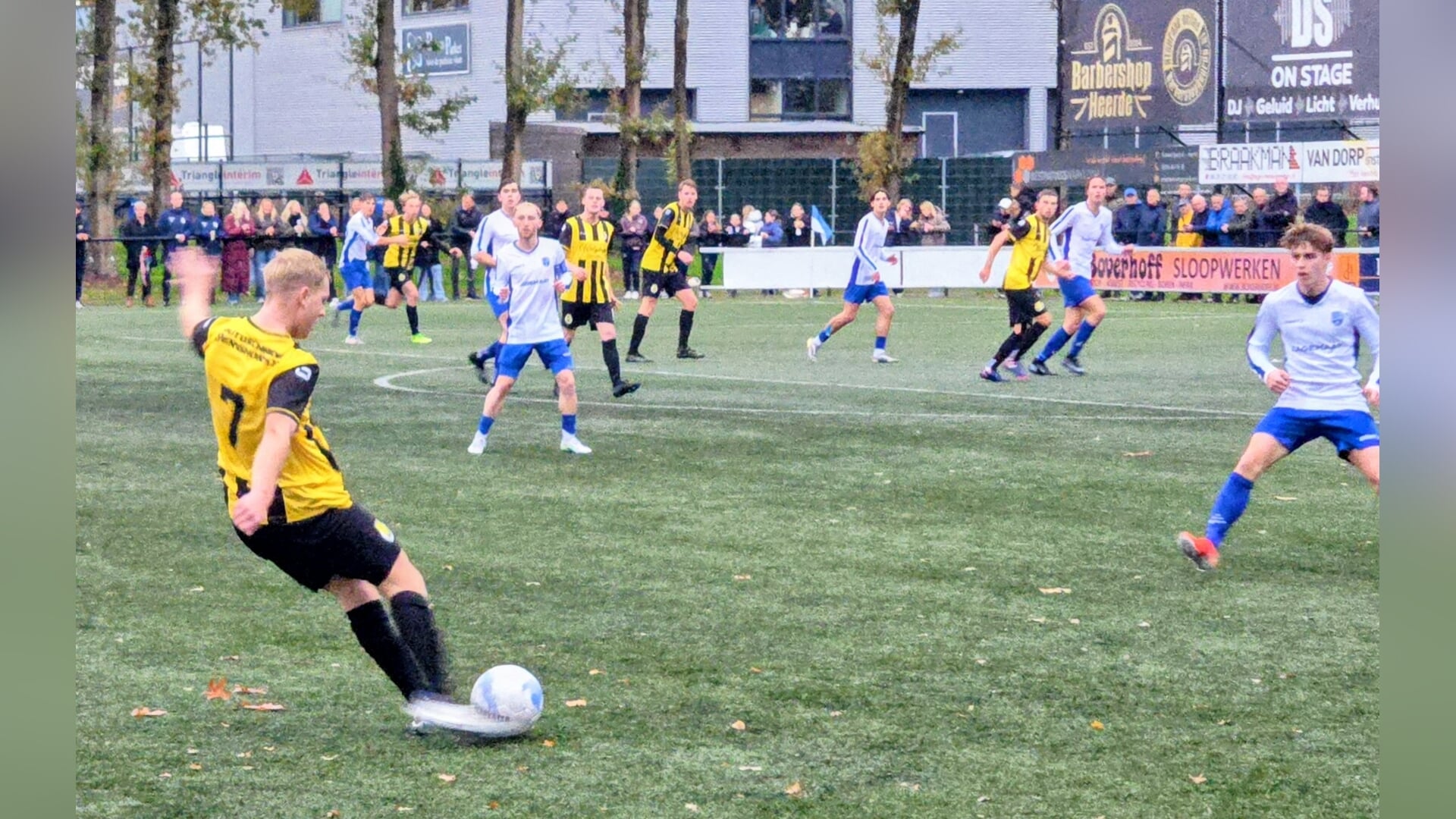 SEH en vv Heerde spelen gelijk in matige derby