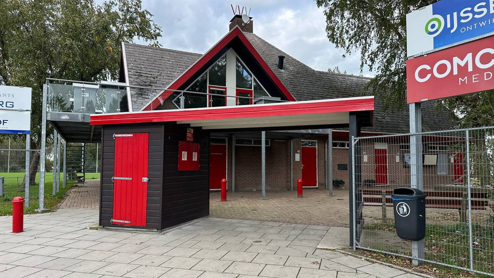 Prachtige treffer Martijn de Kleine helpt IJVV op weg naar zesde zege