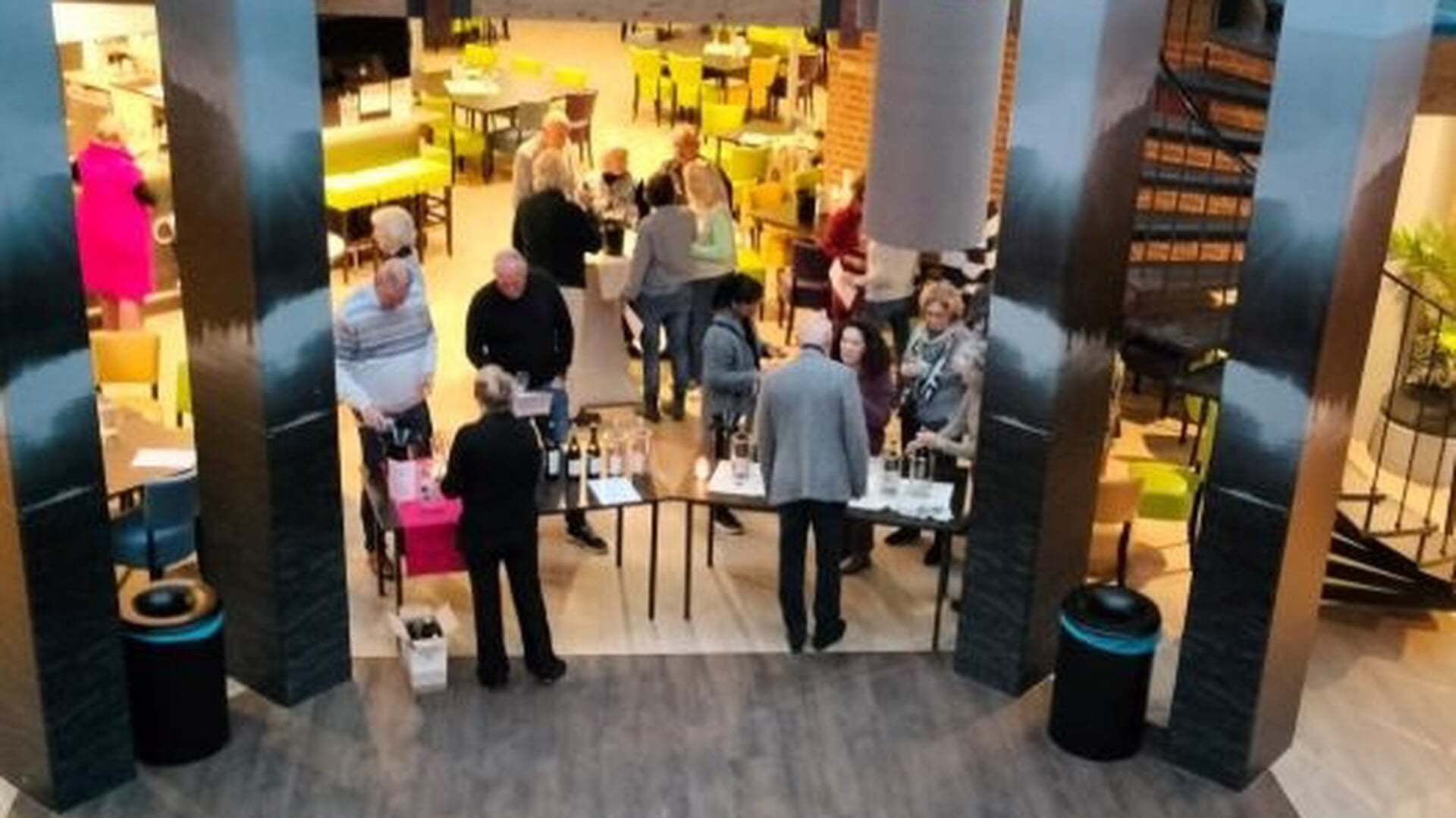 Wijnproeverij ten bate van Toon Hermanshuis Zeewolde