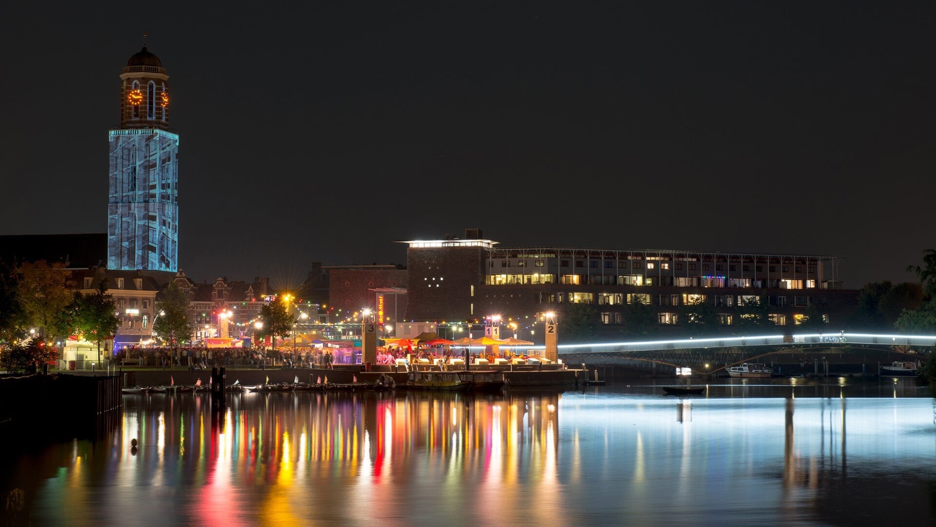 Tekenactie: jouw tekening levensgroot op de Peperbus
