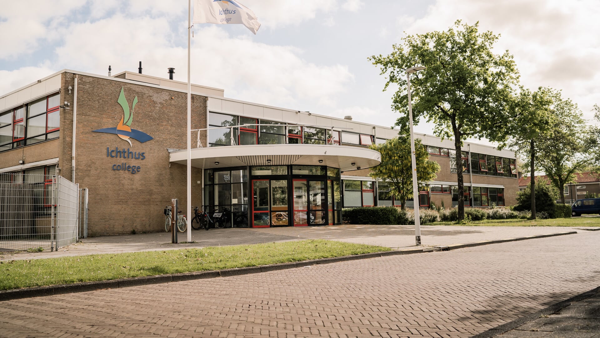 Ichthus College zoekt senioren voor bijzonder interviewproject met leerlingen