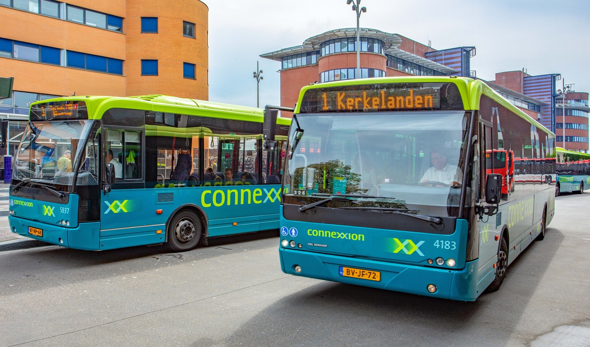 Transdev blijft openbaar busvervoer verzorgen in Gooi en Vechtstreek ...