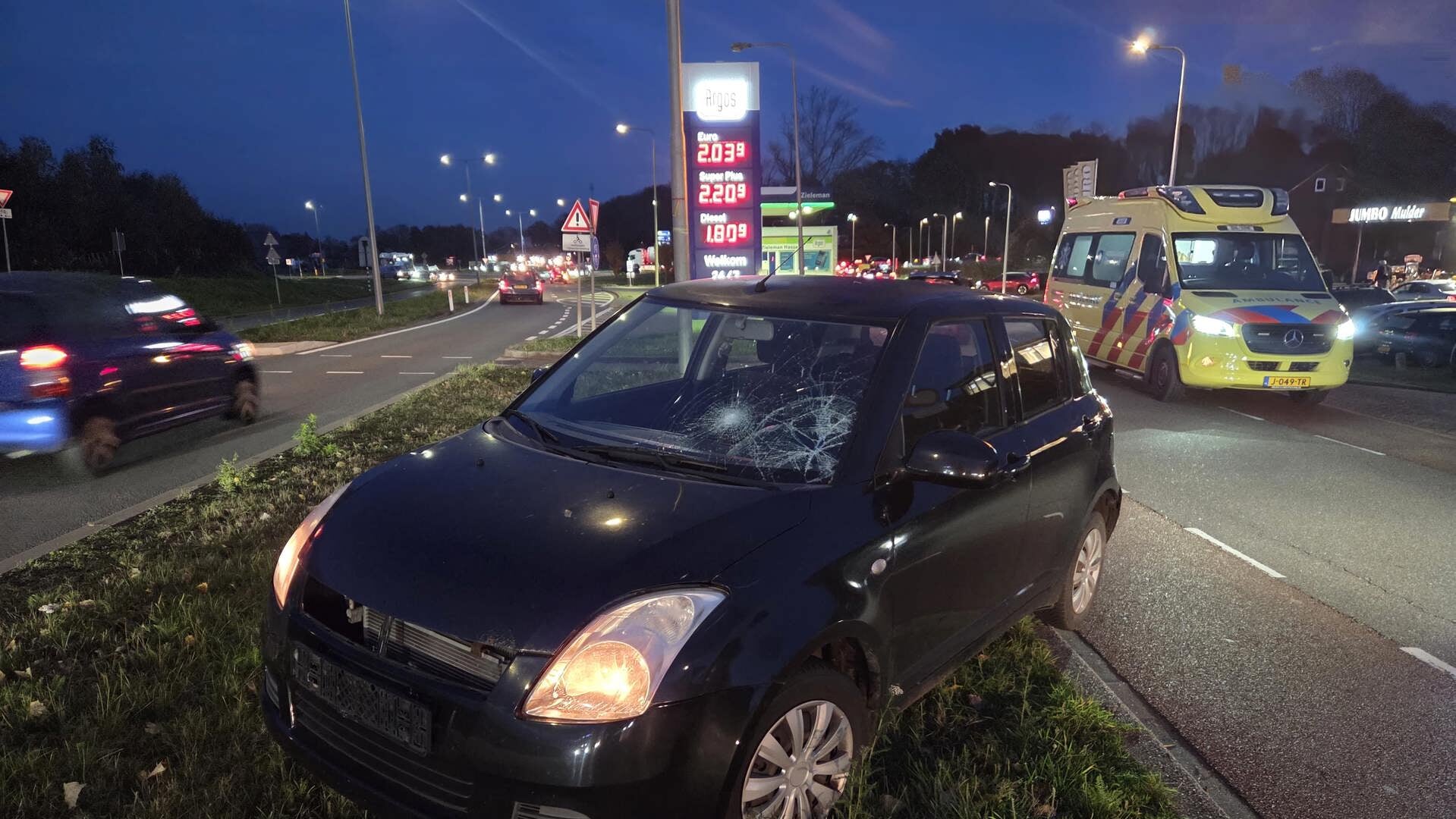 Aanrijding met auto en fietser