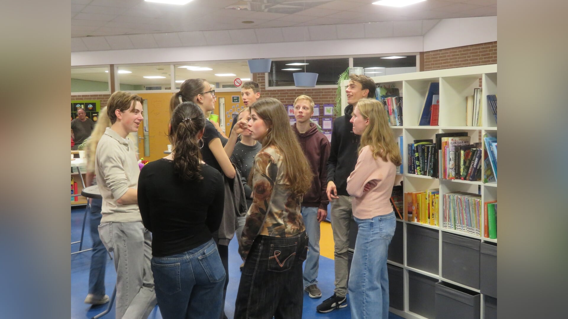 Oud-leerlingen Christiaan Huygens hebben elkaar veel te vertellen