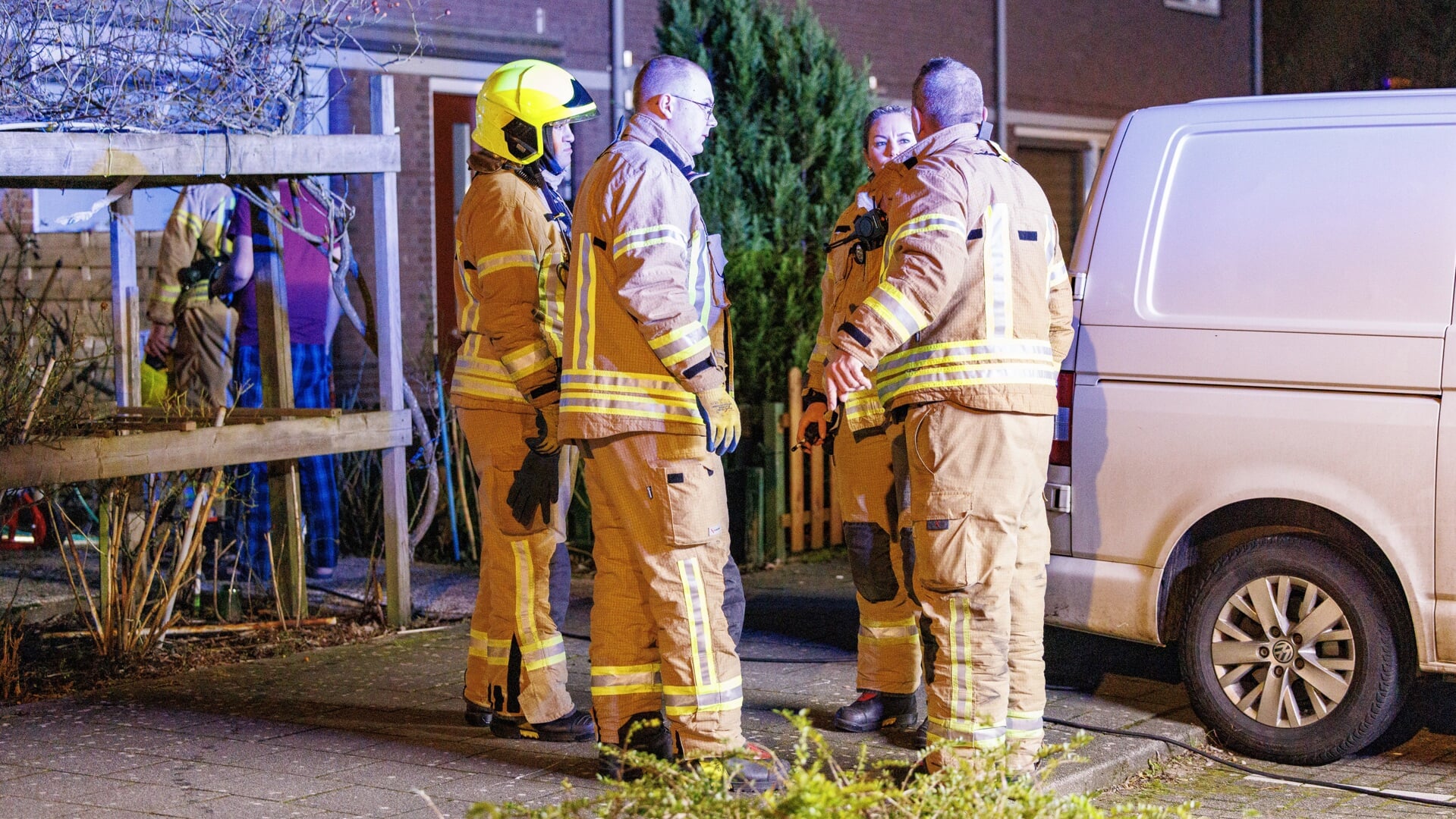 Twee Explosies Kort Na Elkaar Bij Woningen In IJsselmonde En Beverwaard ...